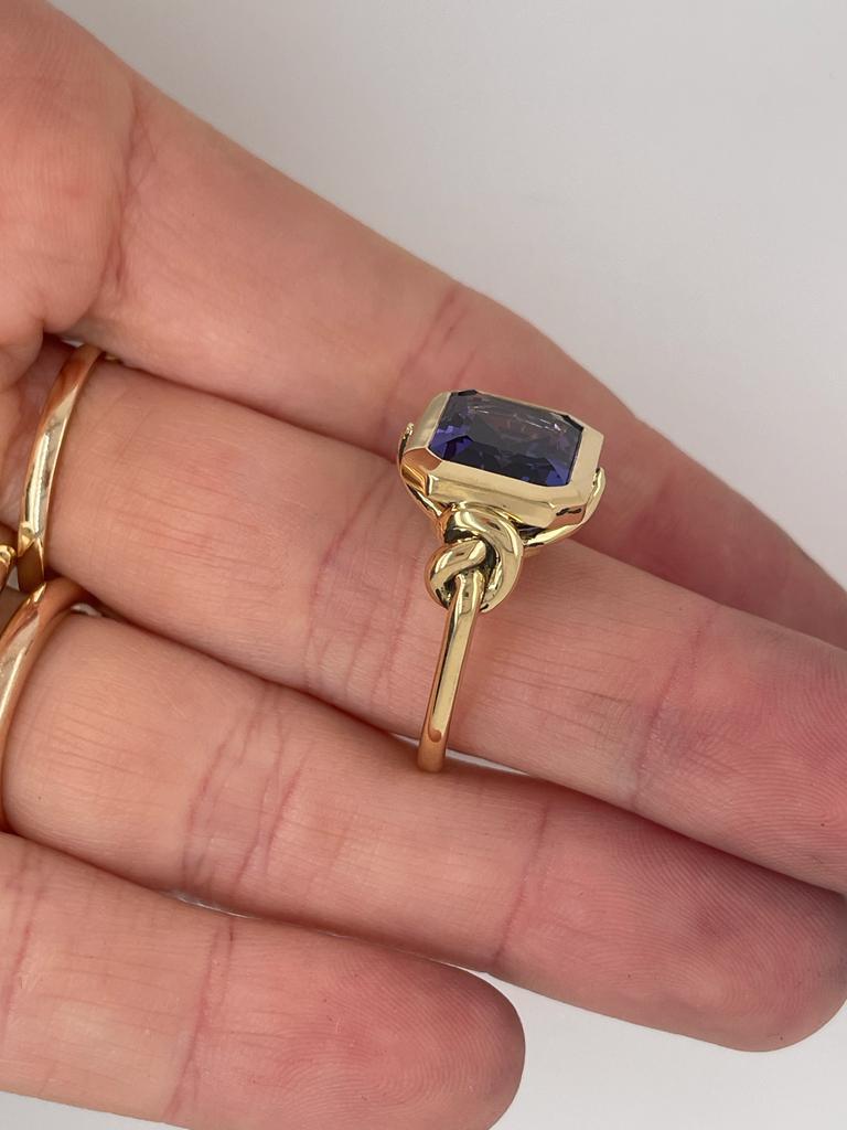 For Sale:  Forget Me Knot 5ct Tanzanite Ring in 18ct Rose Gold 12