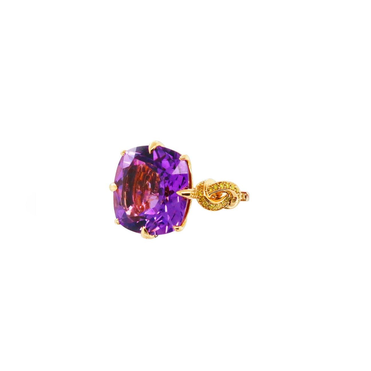 'Forget me Knot' Amethyst and Yellow Diamond Cocktail Ring in 18ct Yellow Gold For Sale 1