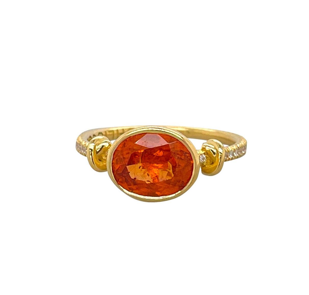 Im Angebot: Forget Me Knot Mandarin-Granat-Ring aus 18 Karat Gelbgold () 3