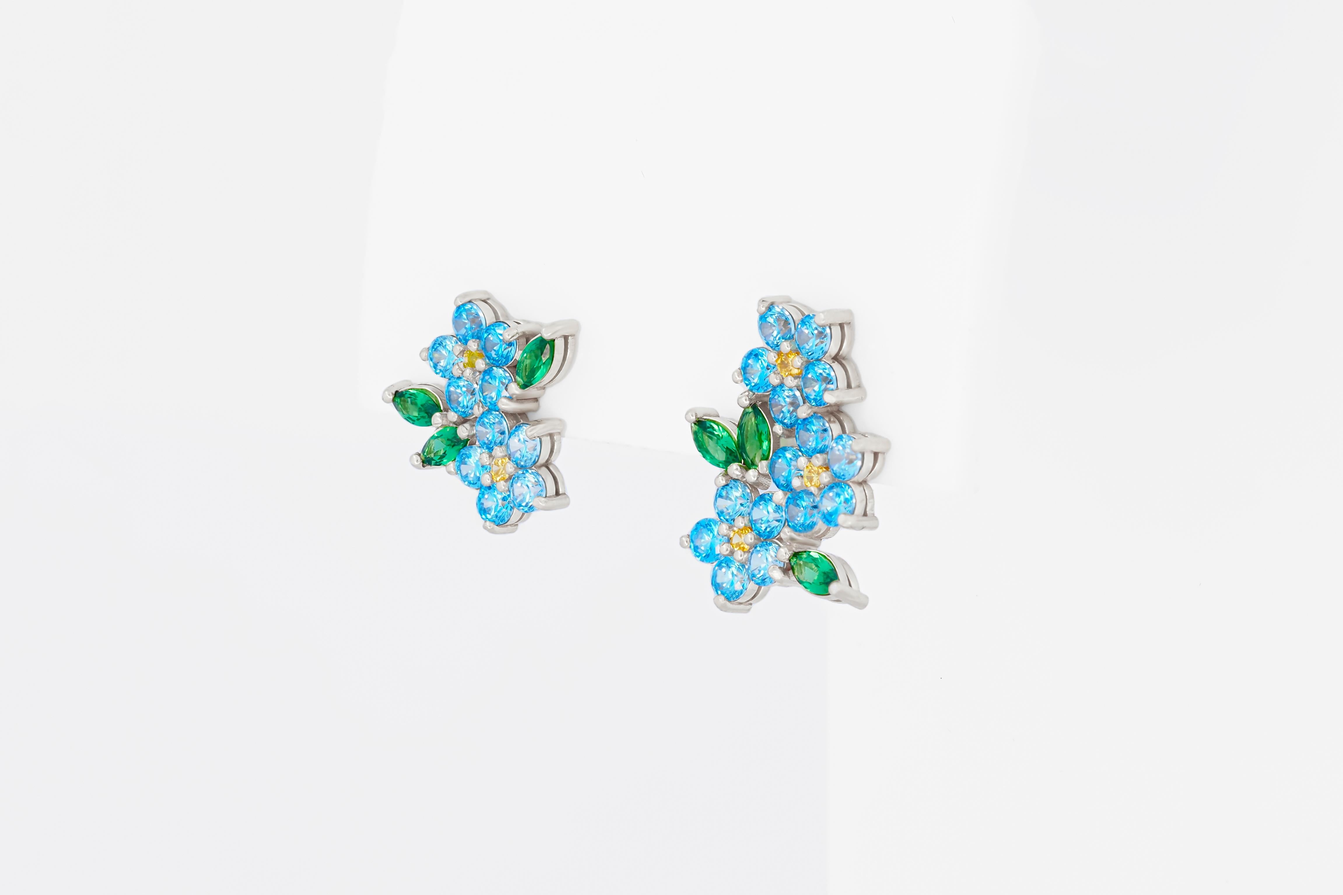 Forget me know flower earrings studs in 14k gold For Sale 2