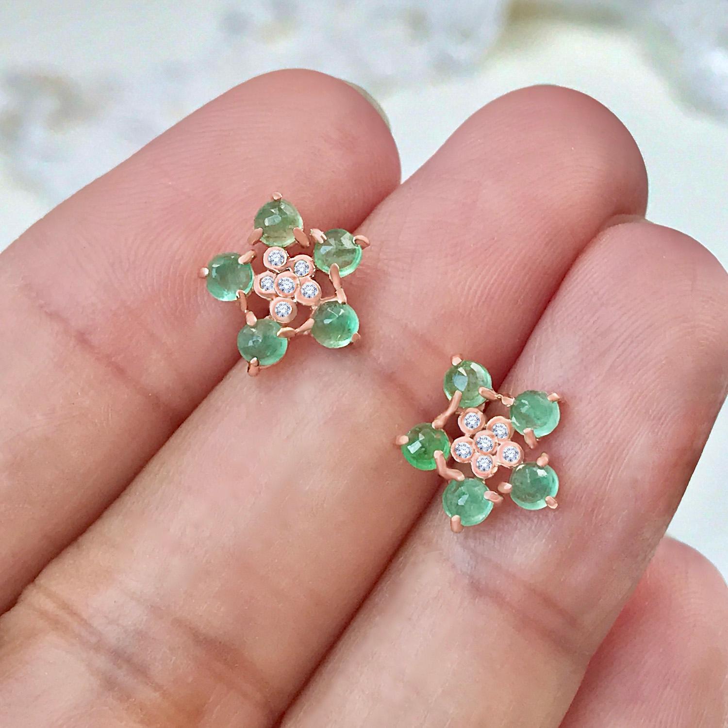 Forget-Me-Not Emerald and Diamond Flower Studs 18 Karat For Sale 3