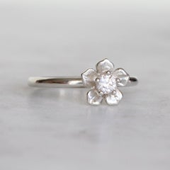 Forget Me Not Ring / 9ct White Gold, Diamond