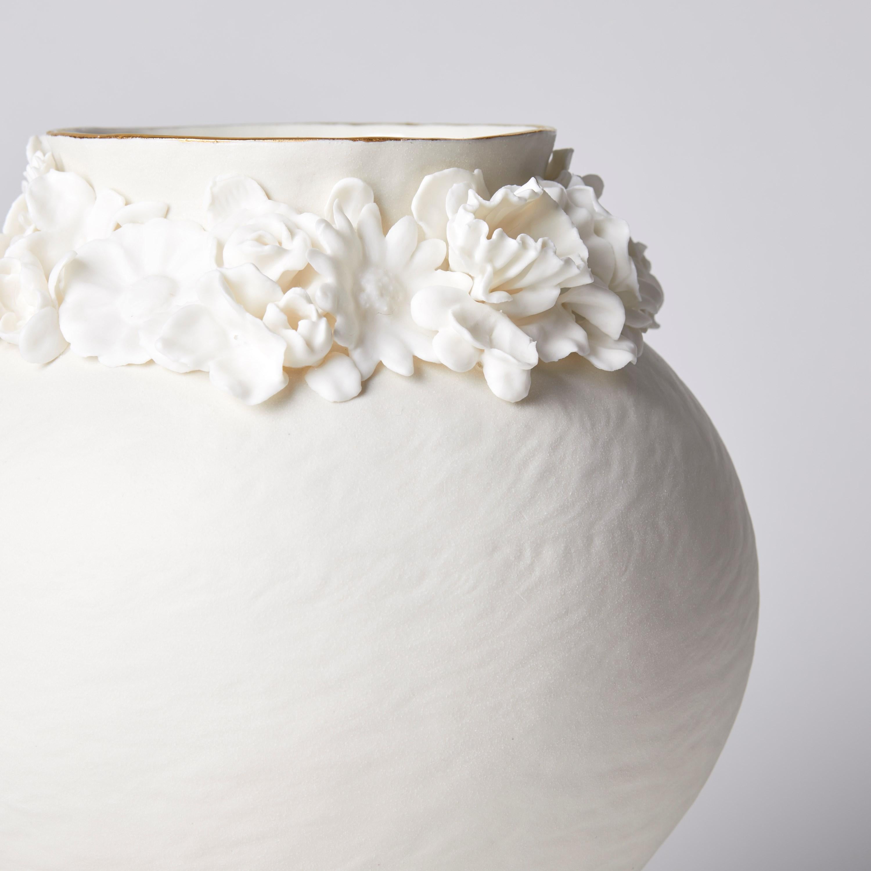Forget Me Not VI, Unique Porcelain Vase with Floral Decoration by Amy Hughes In New Condition For Sale In London, GB