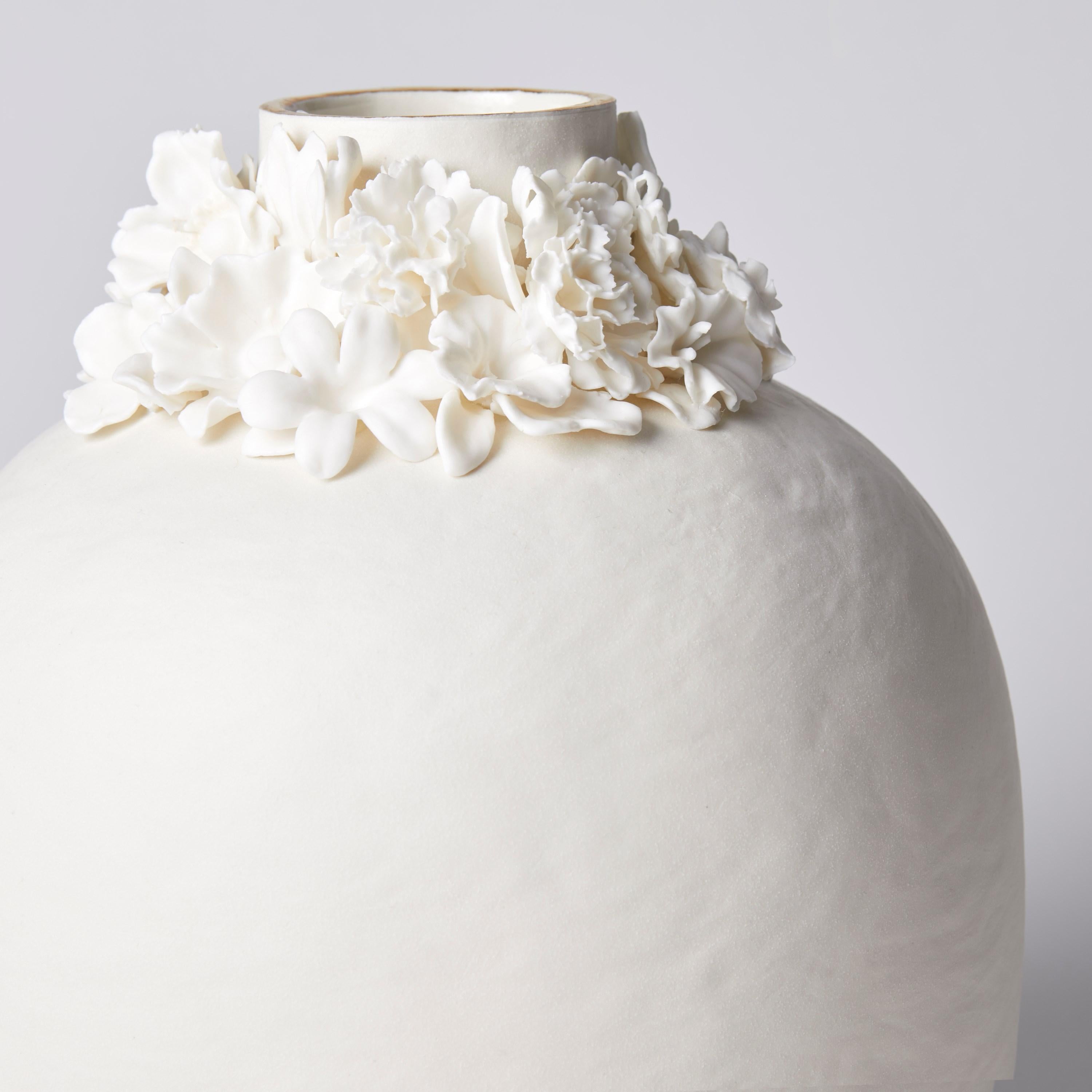 Forget Me Not VII, a Unique Porcelain Vase with Floral Decoration by Amy Hughes In New Condition For Sale In London, GB