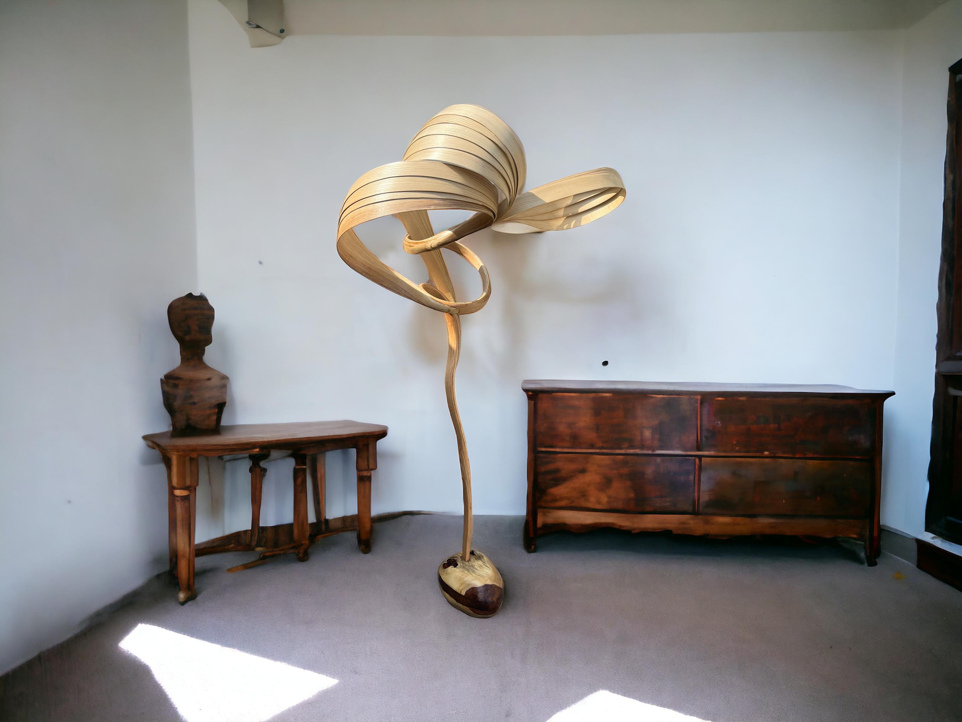 Falegnameria Form No. 2 di Raka Studio - Scultura in legno, Wood Wood piegato in vendita