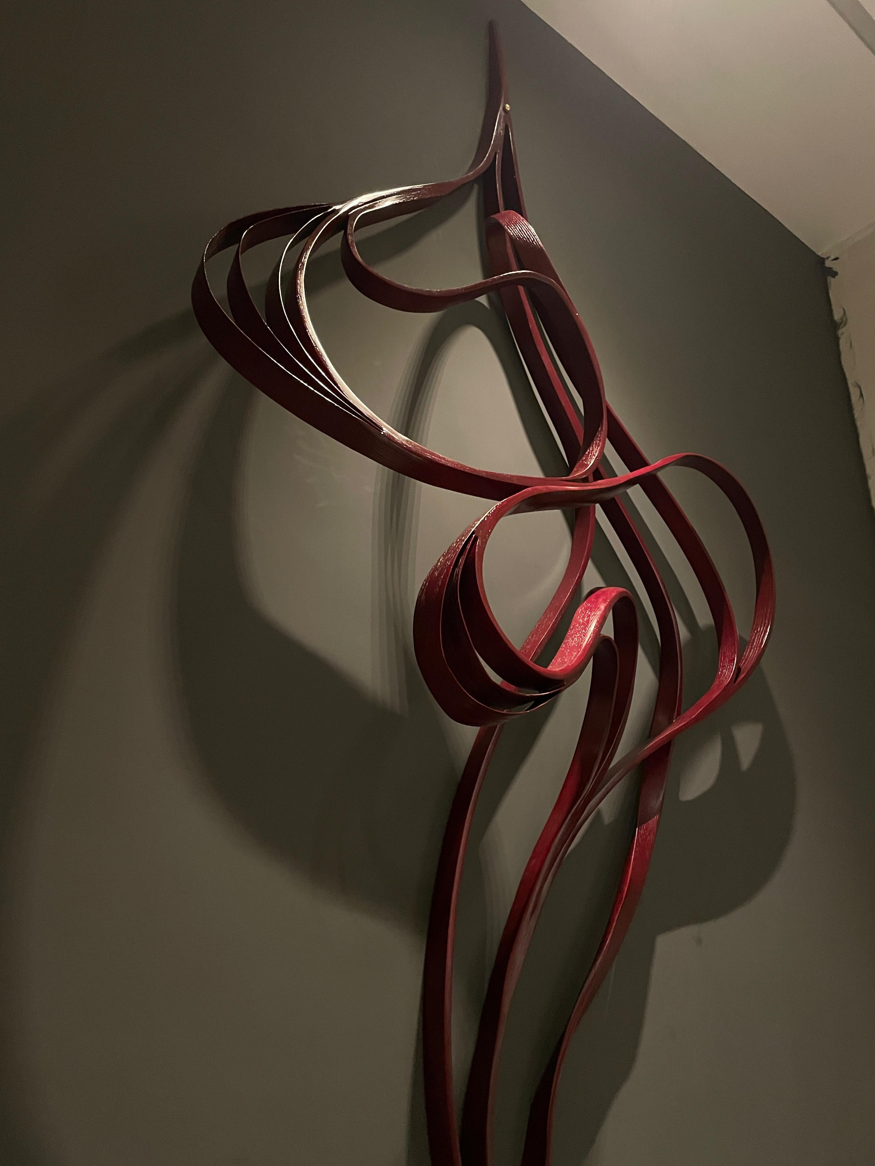 XXIe siècle et contemporain Forme n° 8 de la série Vrksa de Raka Studio - Sculpture murale en bois de chêne rouge en vente