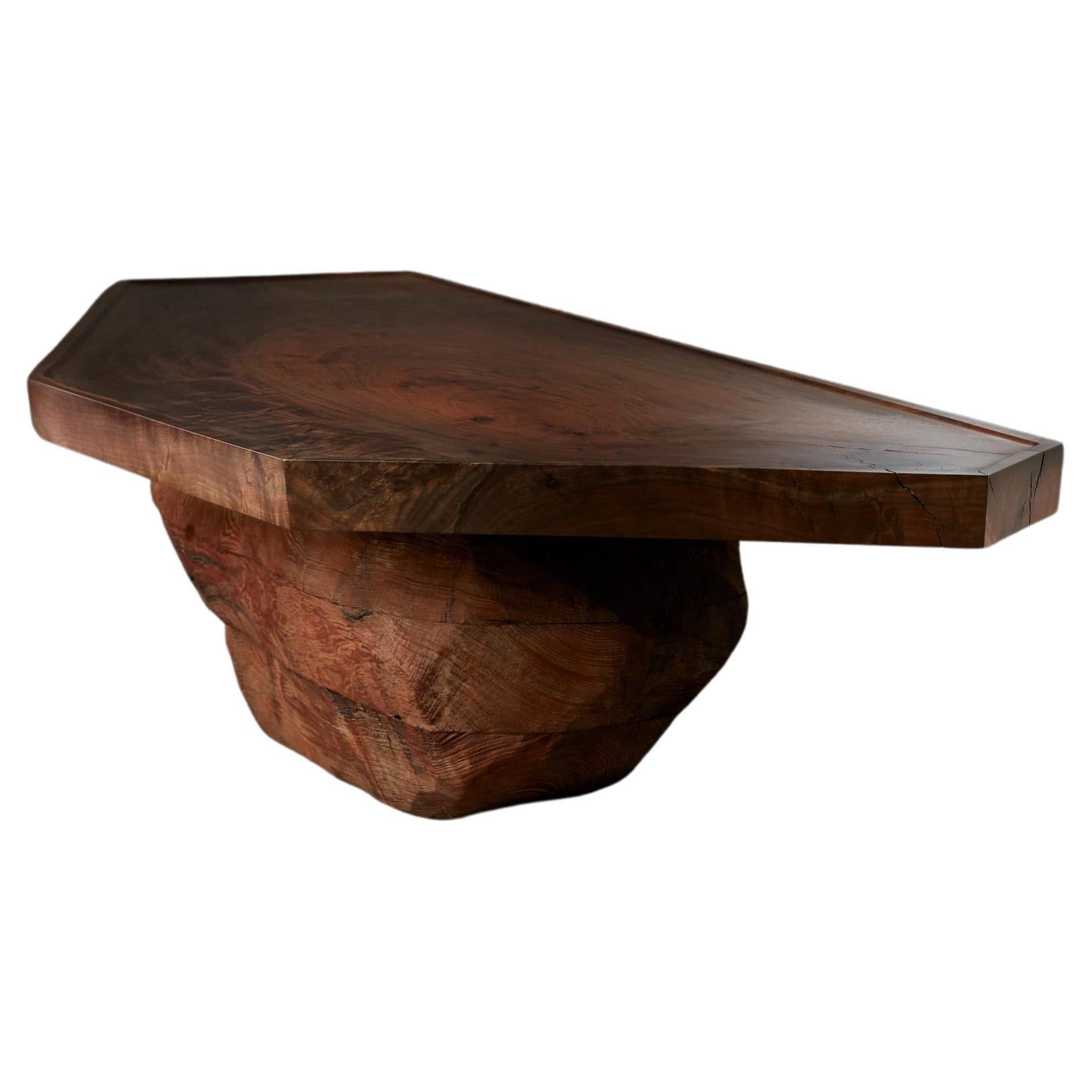 Tisch in Form eines Spiegels 001 aus schwarzem Walnussholz und altem Wachstumsrotem Holz
