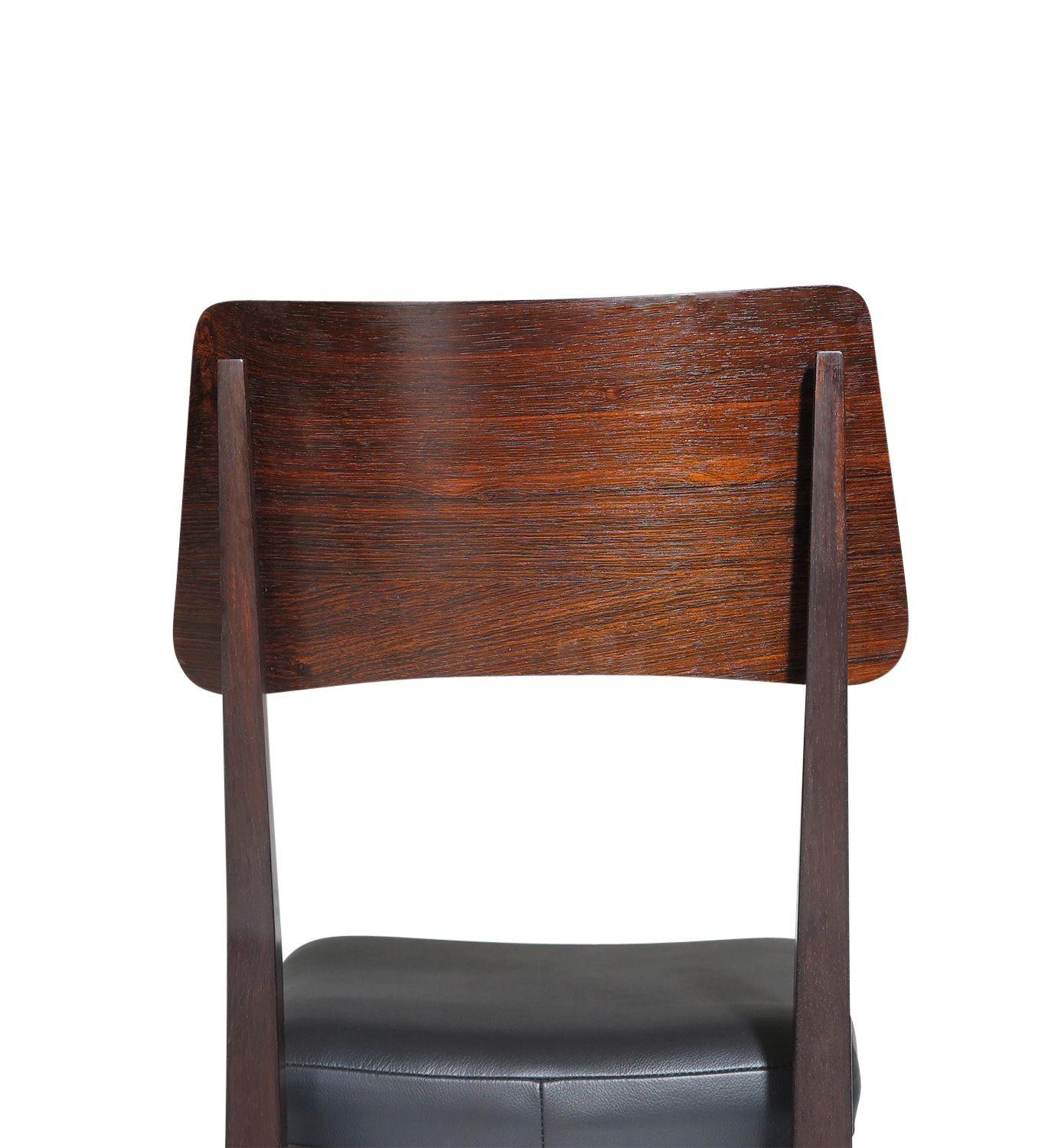 Forma Brazil Rosewood Dining Chairs In Excellent Condition For Sale In Oakland, CA
