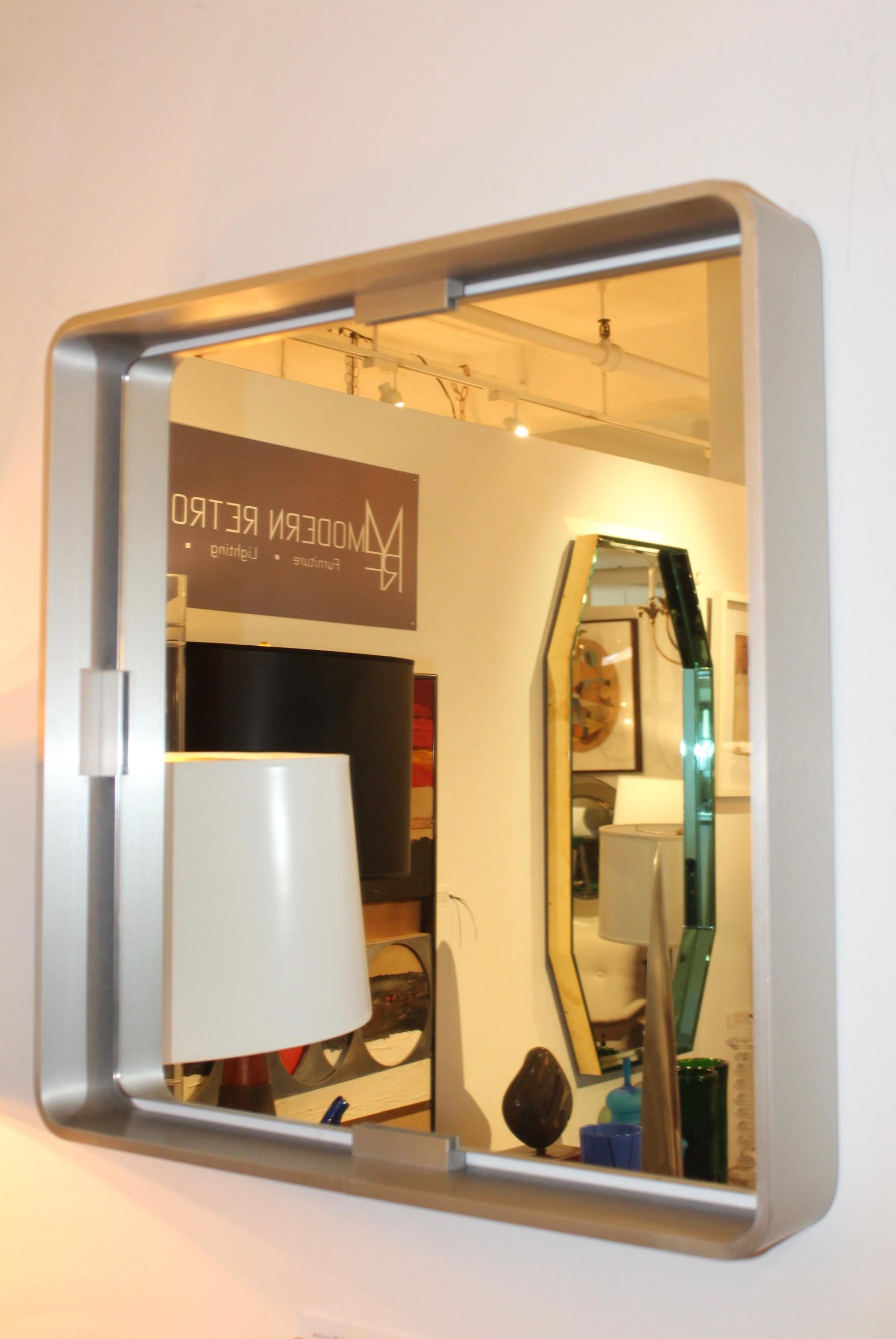 Forma Nova Italian Modern Steel Mirror In Good Condition In New York, NY