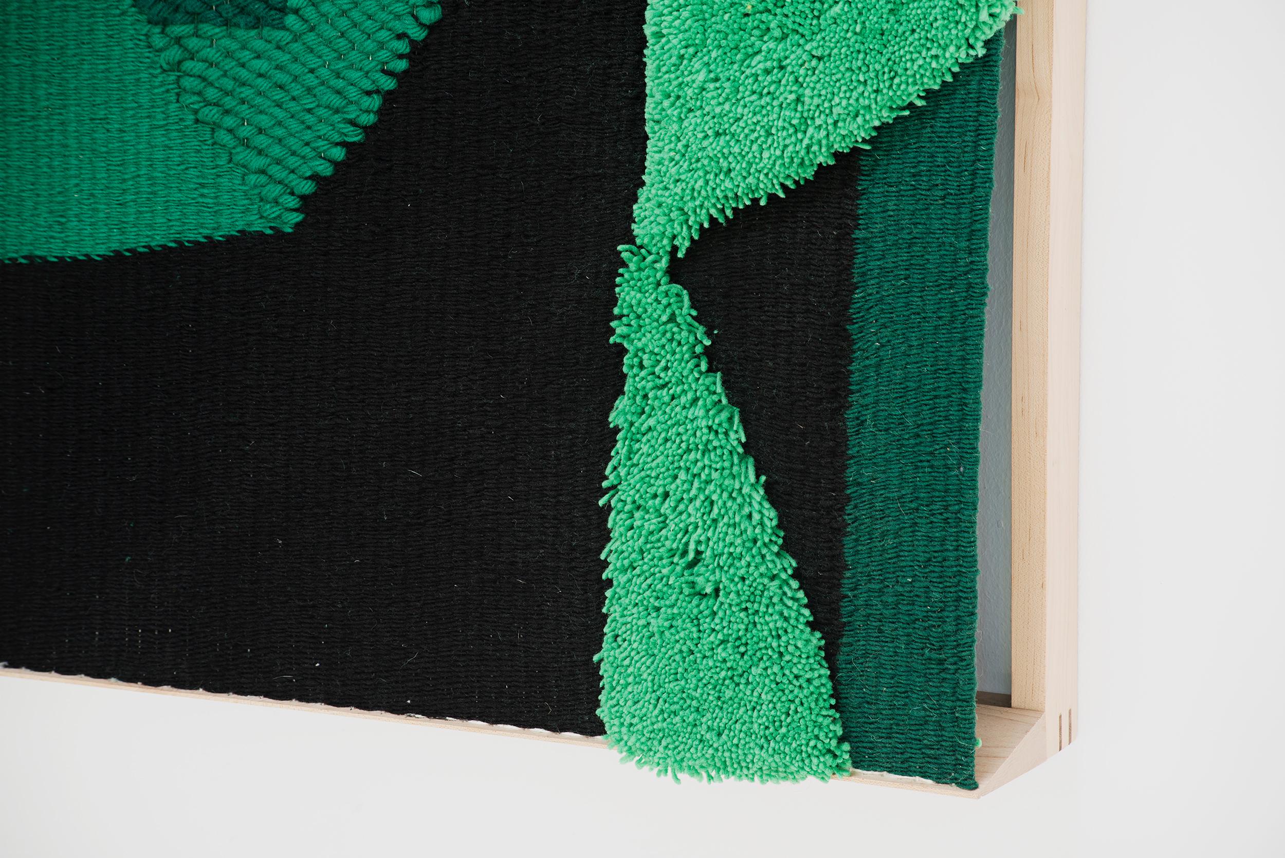 Maple and merino wool
Measure: 100 x 136 x 36 cm
39.37 x 53.54 x 14.17 in.


