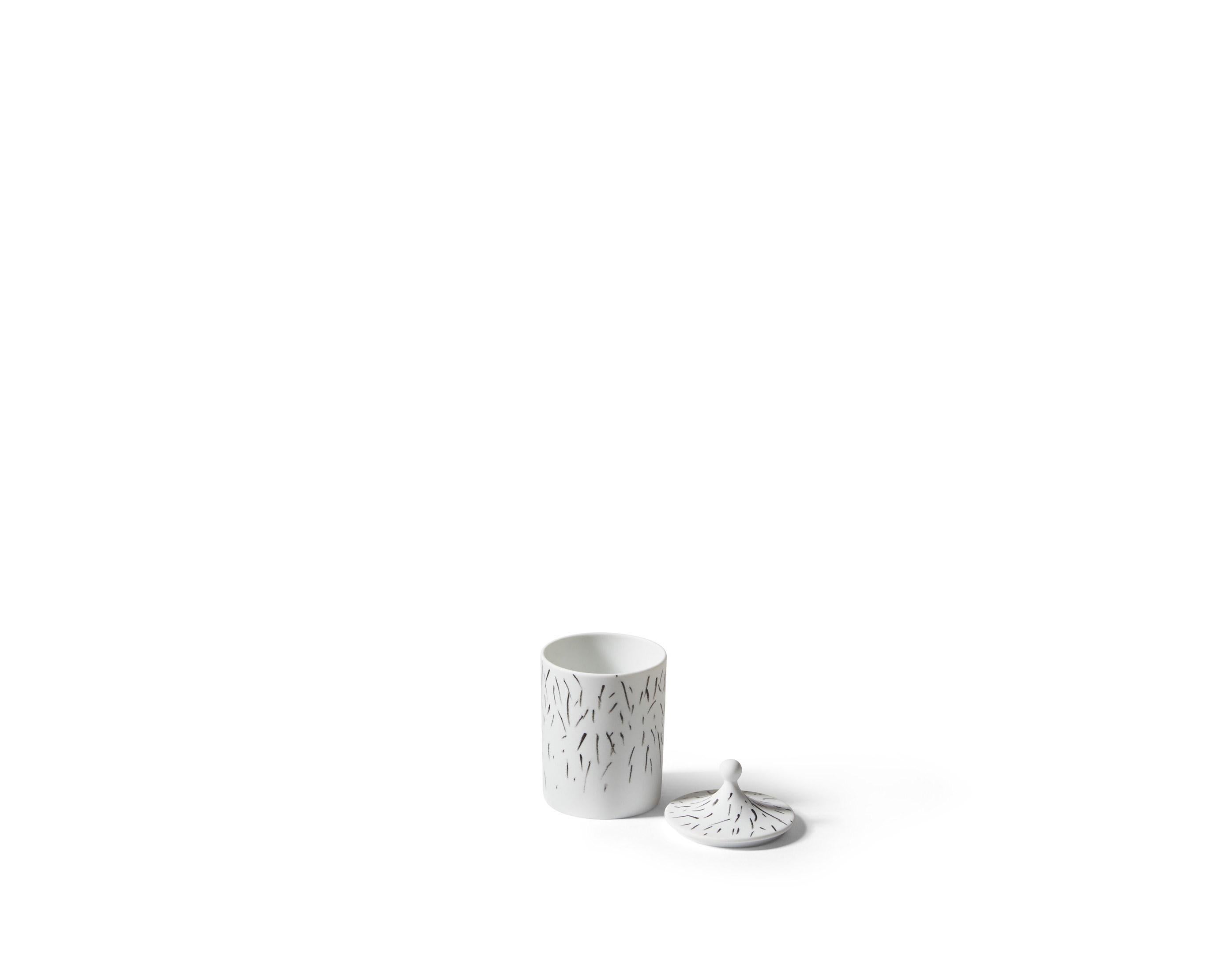 Formafantasma Post Scriptum Candelabro Tocchi Neri  Jarrón Para Cassina Italiano en venta