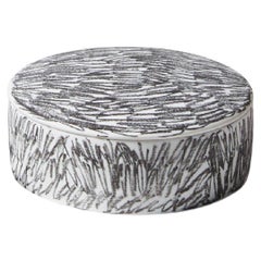 Formafantasma Post Scriptum Scatola Rotonda Tratto Misto Nero  Vaso per Cassina