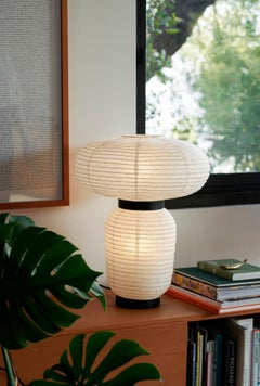 Formakami JH18, Ivory White, Table Lamp by Jaime Hayon for &Tradition