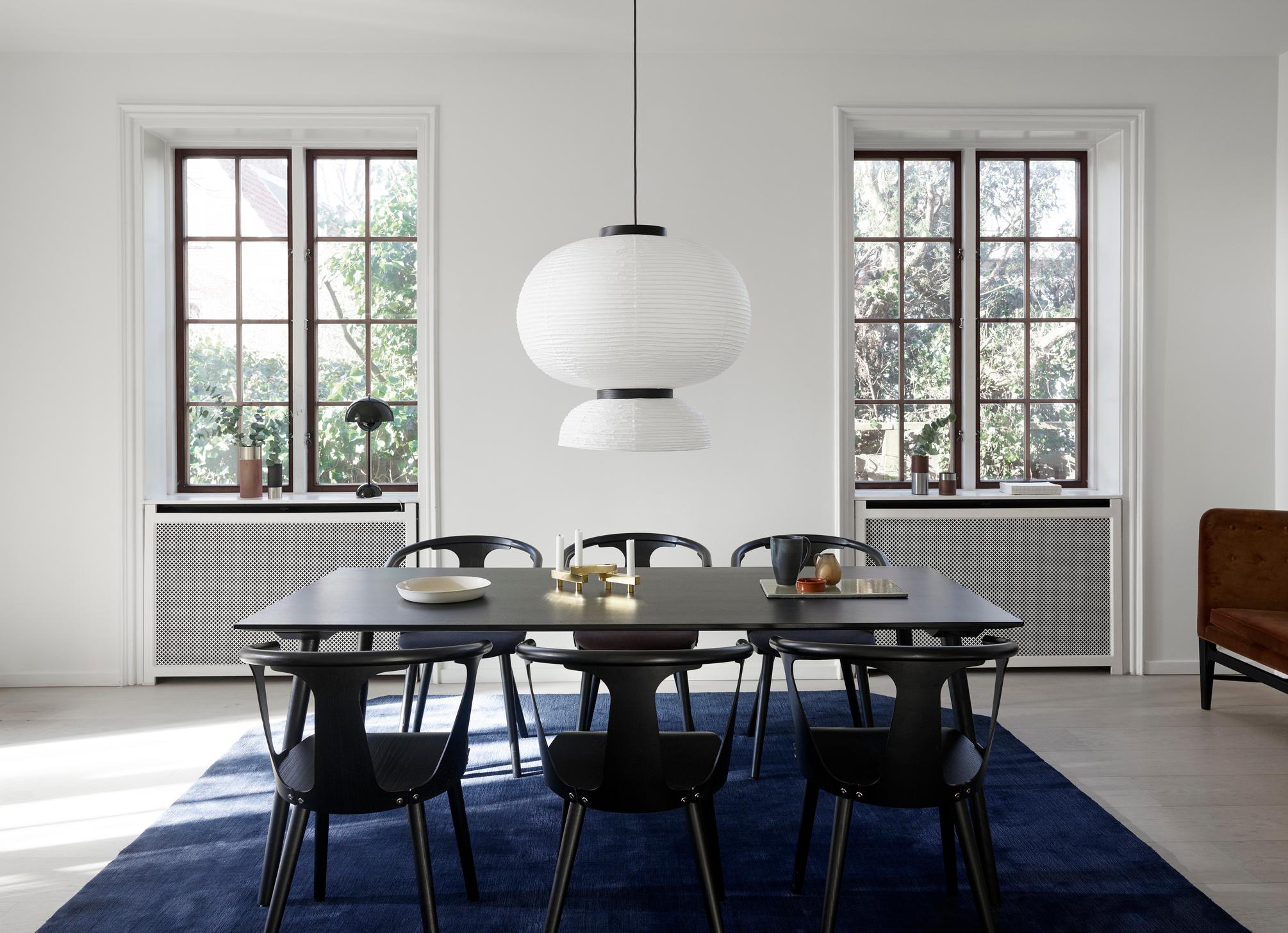 Scandinavo moderno Formakami JH5, bianco avorio, ciondolo di Jaime Hayon per &Tradition in vendita