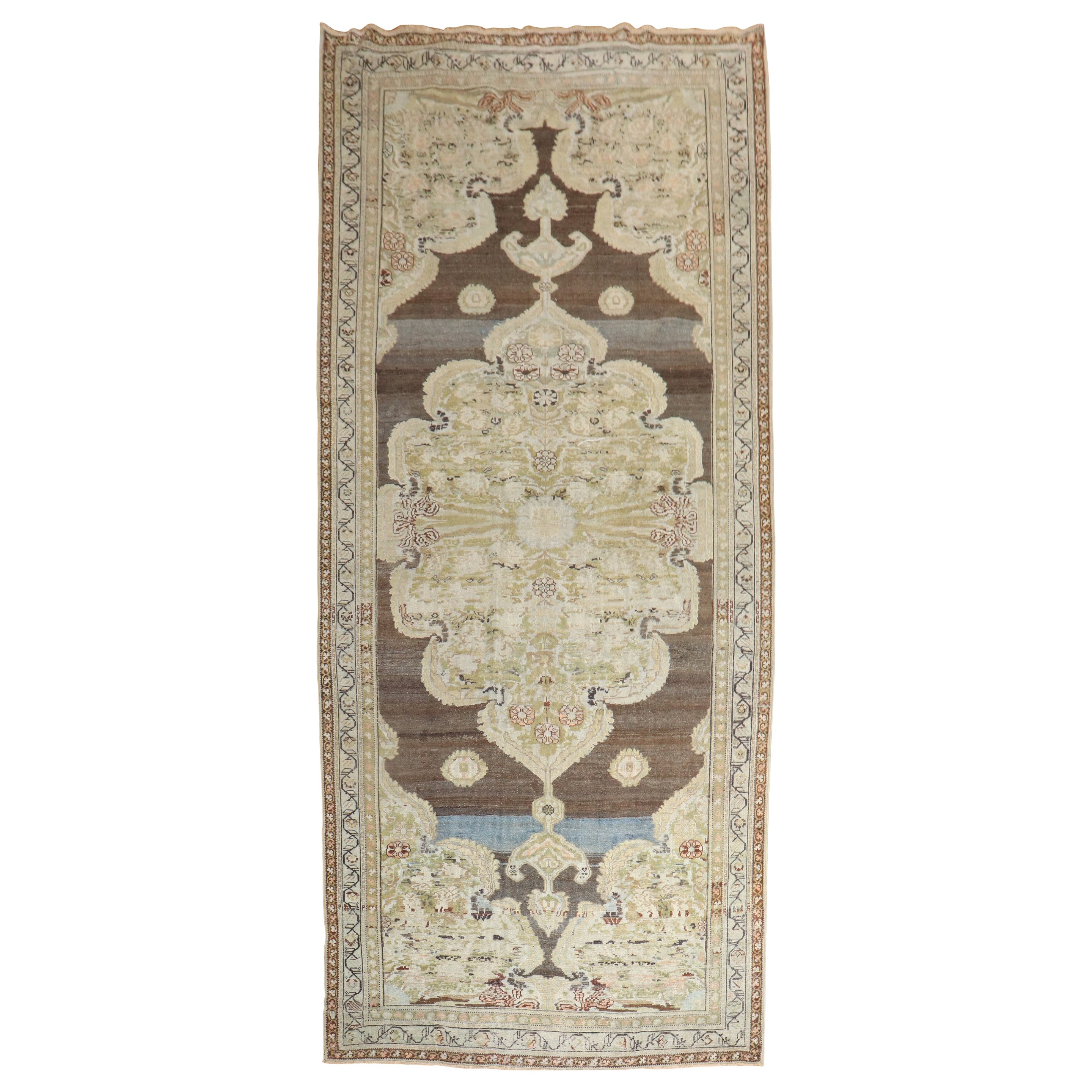 Corridore formale antico persiano Malayer Gallery in vendita