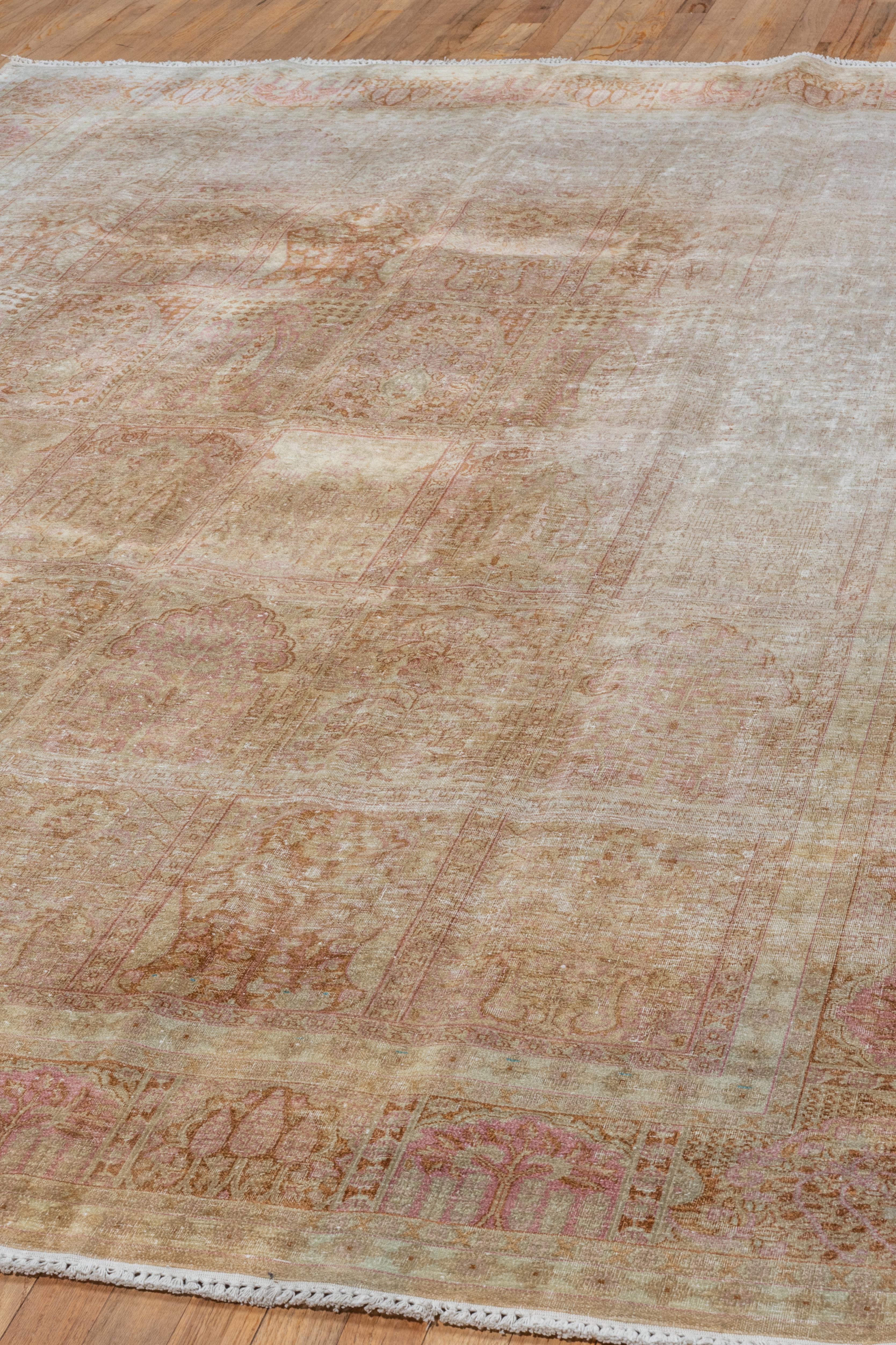 Formal Antique Turkish Kaisary Rug with Pink Accents, Circa 1930s In Good Condition For Sale In New York, NY