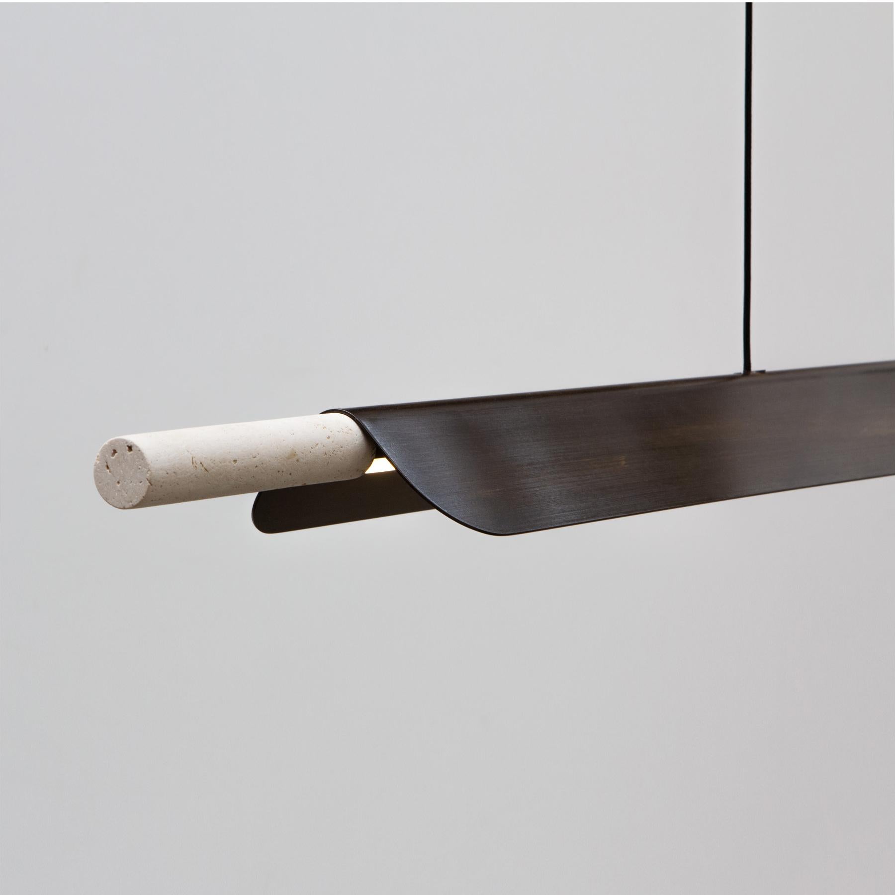 Formation Lineare LED-Pendelleuchte aus Aluminium und Marmor, gebürstetes Gold im Angebot 2