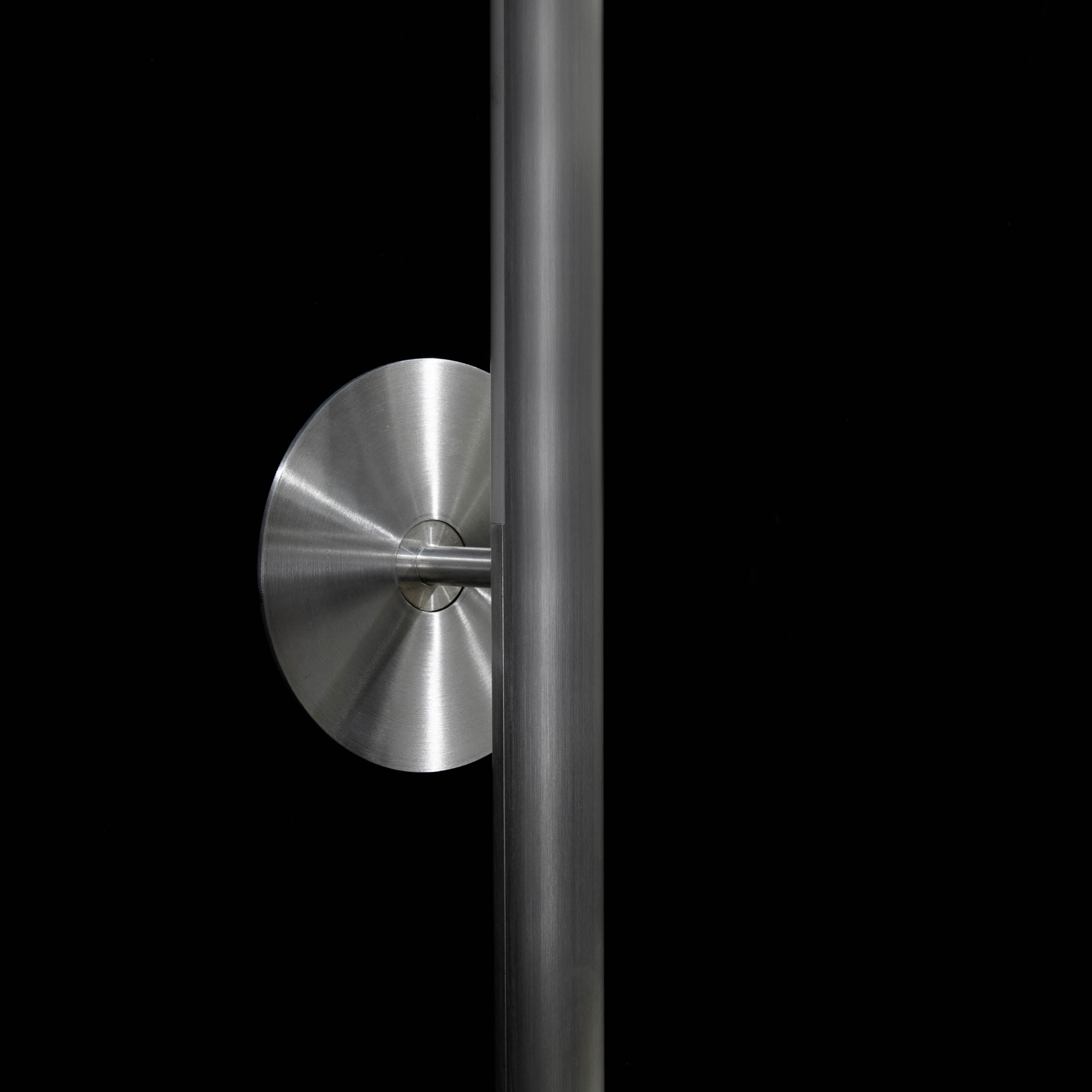 ‘Heavy Metal’ by B-TD. A new series of hand-brushed satin finishes highlighting the elemental beauty of raw metal. 

Formation wall sconce is a luxury wall-mounted LED light fixture ideally suited for hallways, powder rooms, and other domestic and
