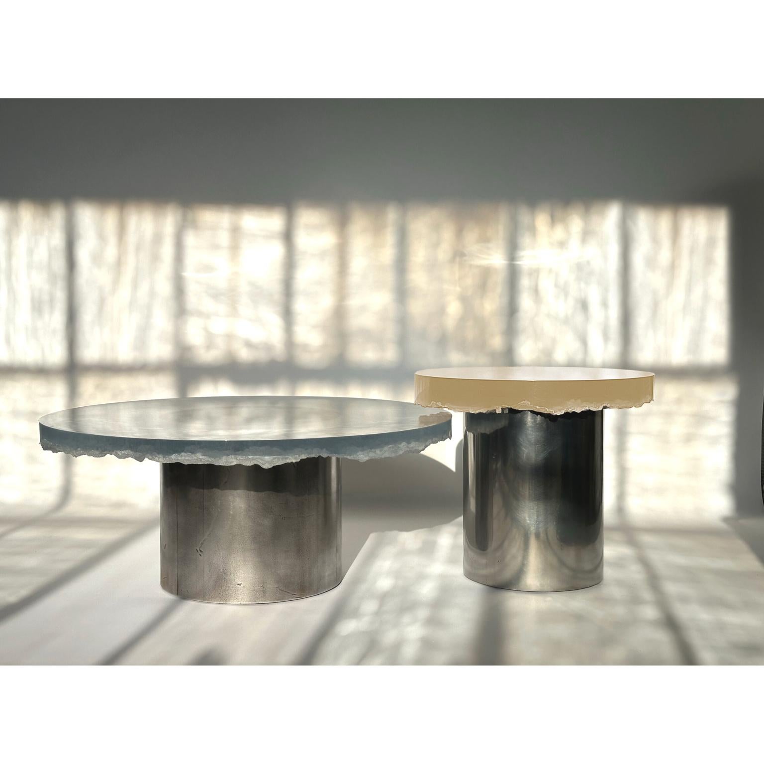 Mesa de cóctel Formations de resina, acero y pigmentos by Creators Of Objects Siglo XXI y contemporáneo en venta