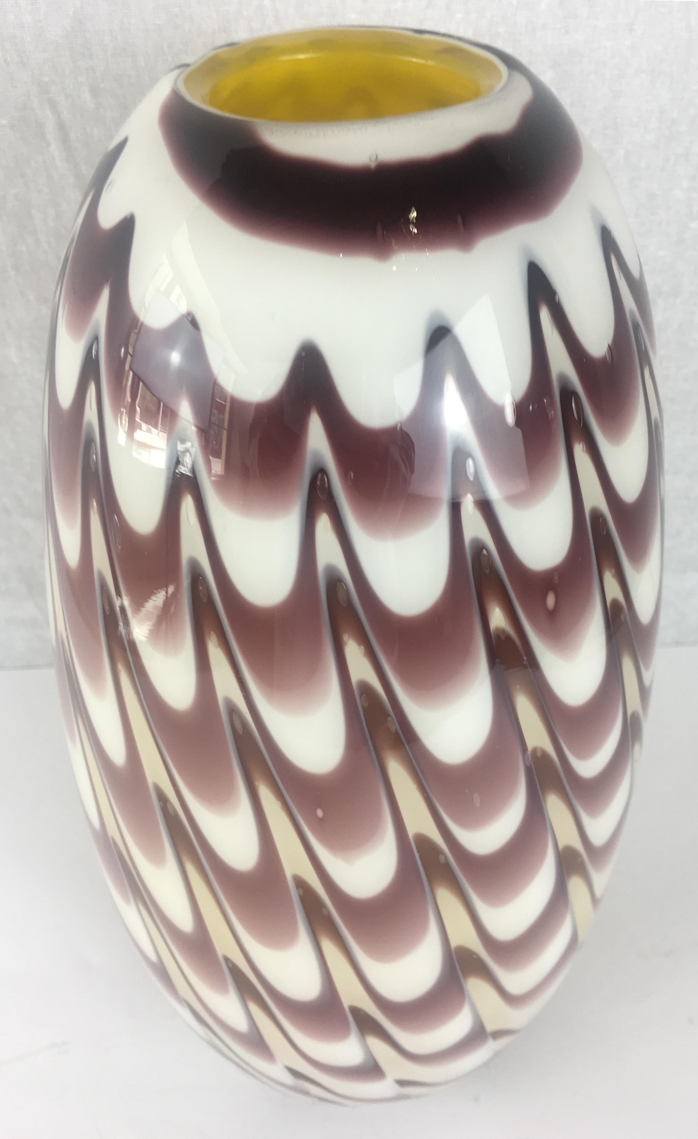 Formia 1970s Fenicio Feather Decorated Purple Brown Murano Art Glass Vase 1