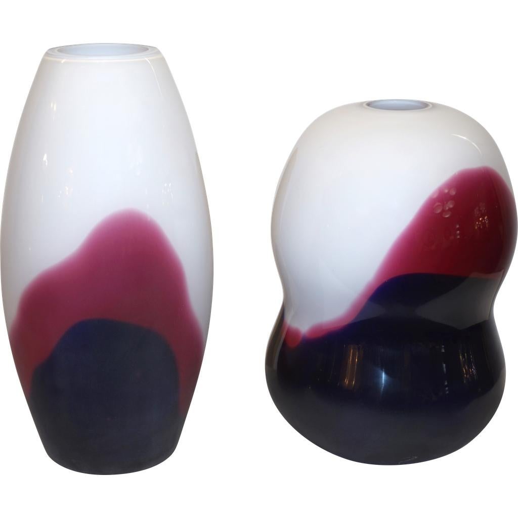 Formia 1980 Italian Vintage Purple Blue White Murano Glass Sleek Design Vase For Sale 1