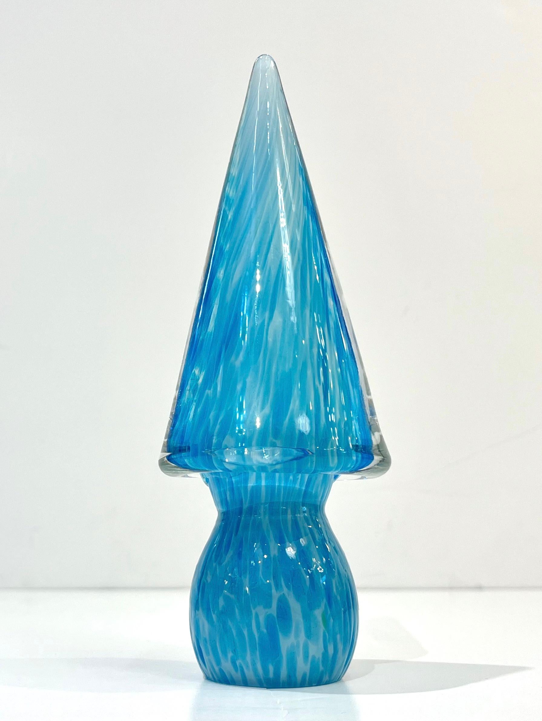 Christmas tree sculpture of organic sleek Minimalist cone design, in mouth-blown solid Murano glass, entirely handcrafted, a vintage Venetian creation. This piece comes from a private collection of different colored glass trees by Formia, some