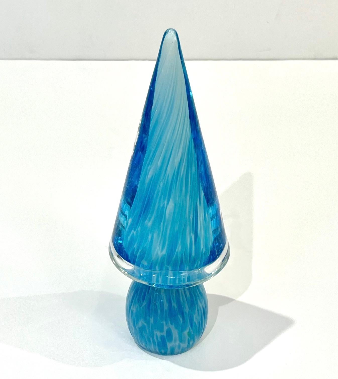 Organic Modern Formia 1980s Italian Vintage Turquoise Blue & White Murano Glass Tree Sculpture For Sale