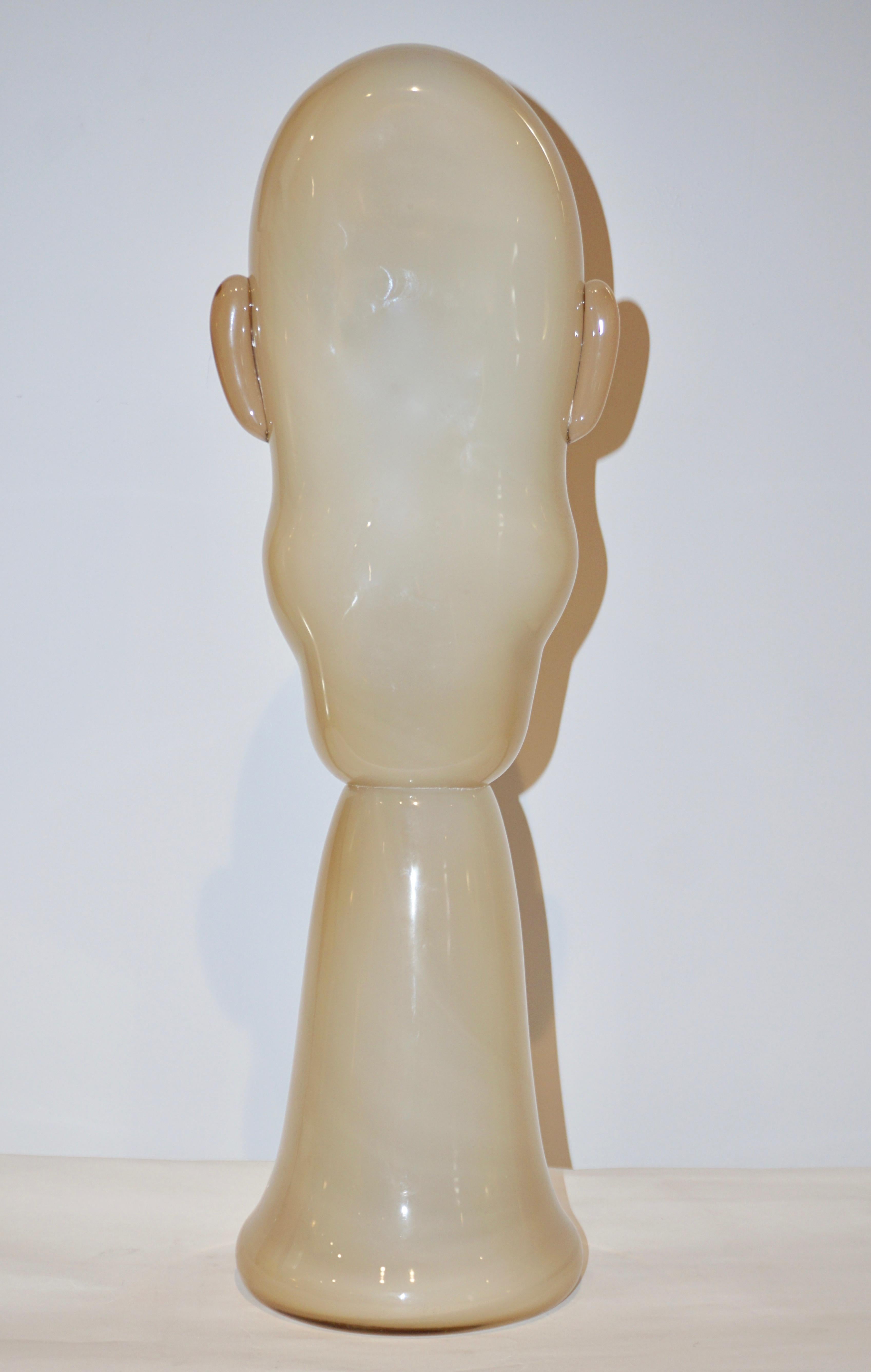 Hand-Crafted Formia 1980s Modern Italian Comic Ivory Glass Head Sculpture with Red Lips For Sale
