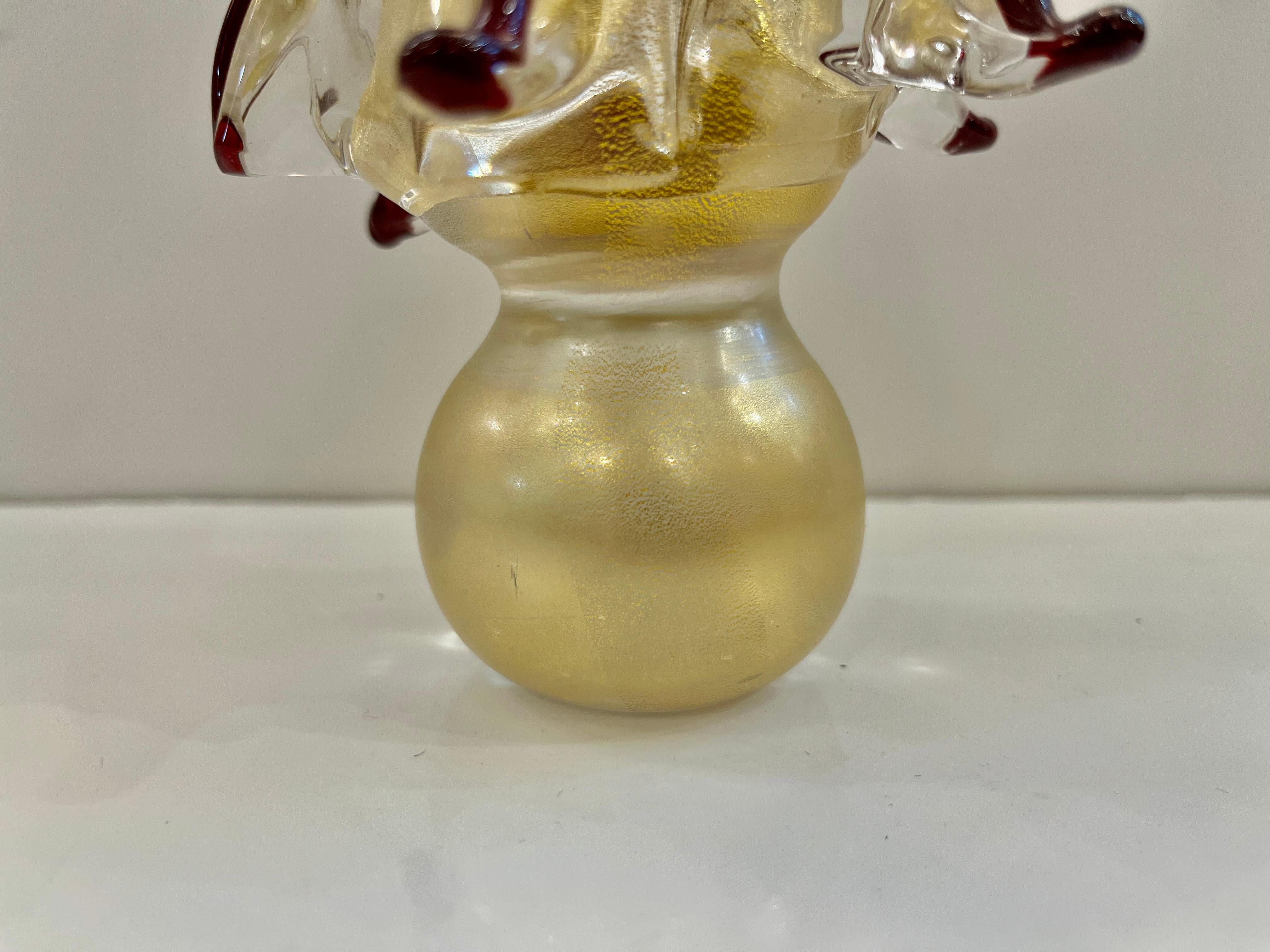 Murano glass trees of organic sleek modern design, a vintage creation by the Venetian company Formia, signed pieces, individually mouth blown and handcrafted. Made precious by the use of extensive pure 24-karat gold and handcrafted with twist in the