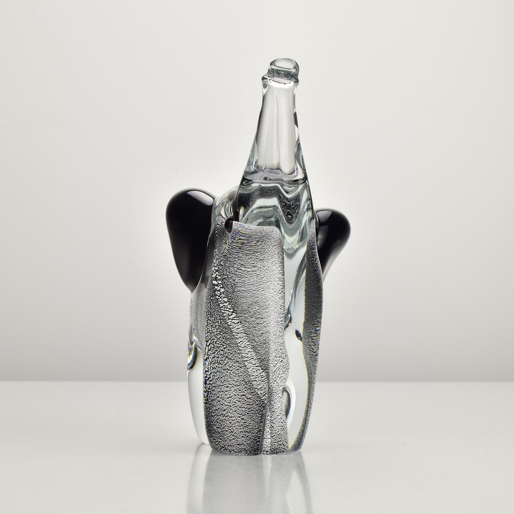 Moderne Formia Murano Glass Elephant Sculpture, Black & Clear Art Glass Silver Foil (Sculpture d'éléphant en verre de Murano, noir et transparent) en vente