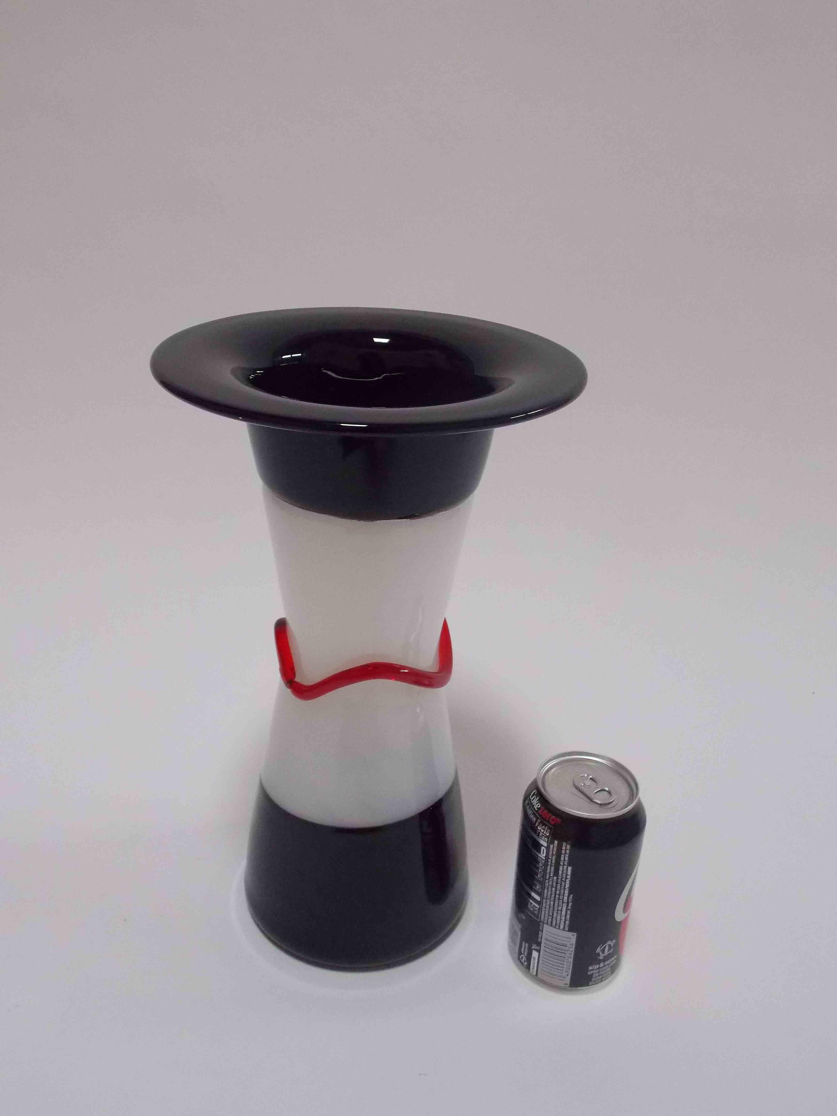 Un grande vaso che utilizza una tecnica difficile.