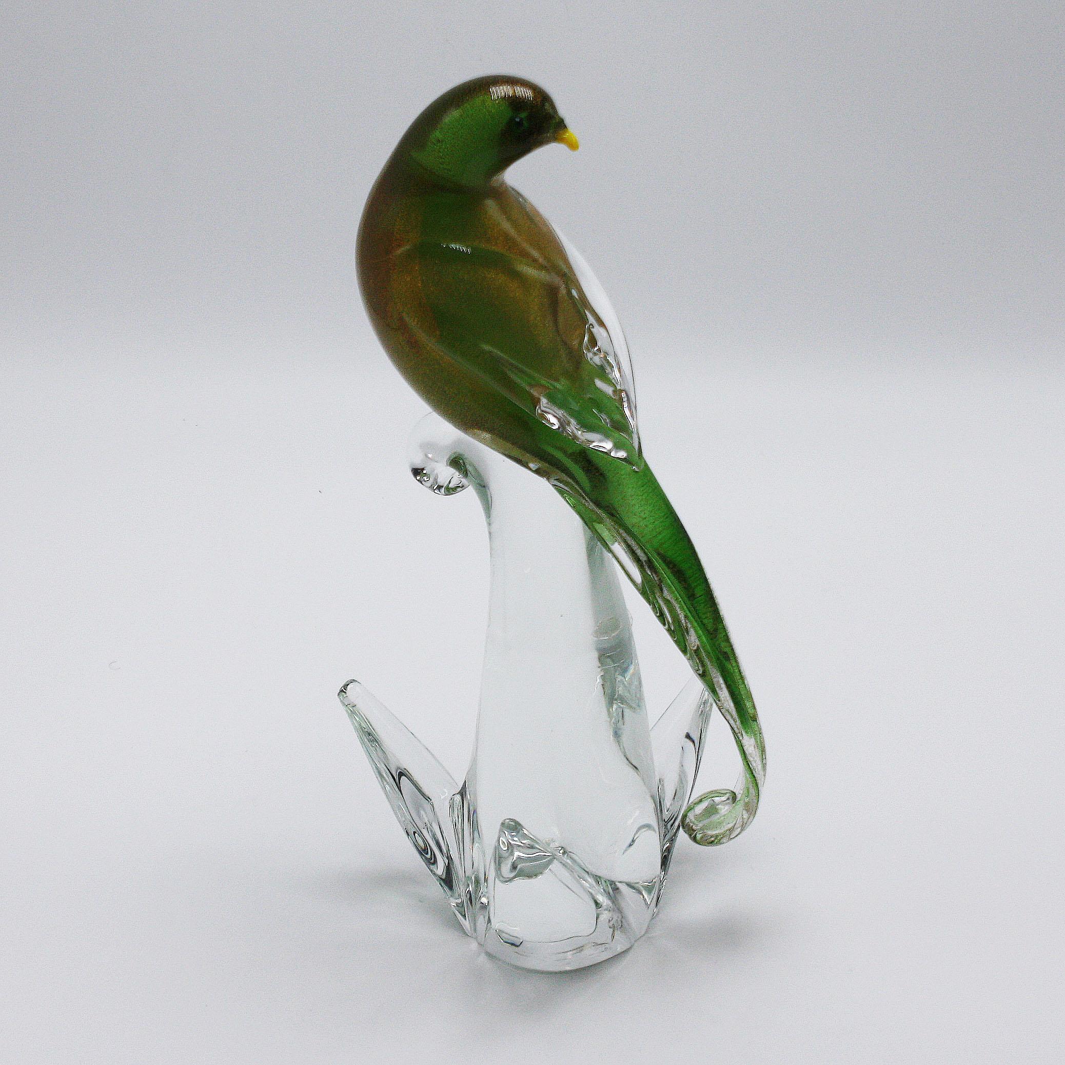 Formia Vetri Di Murano Glass Bird, circa 1970 In Good Condition In Dallas, TX