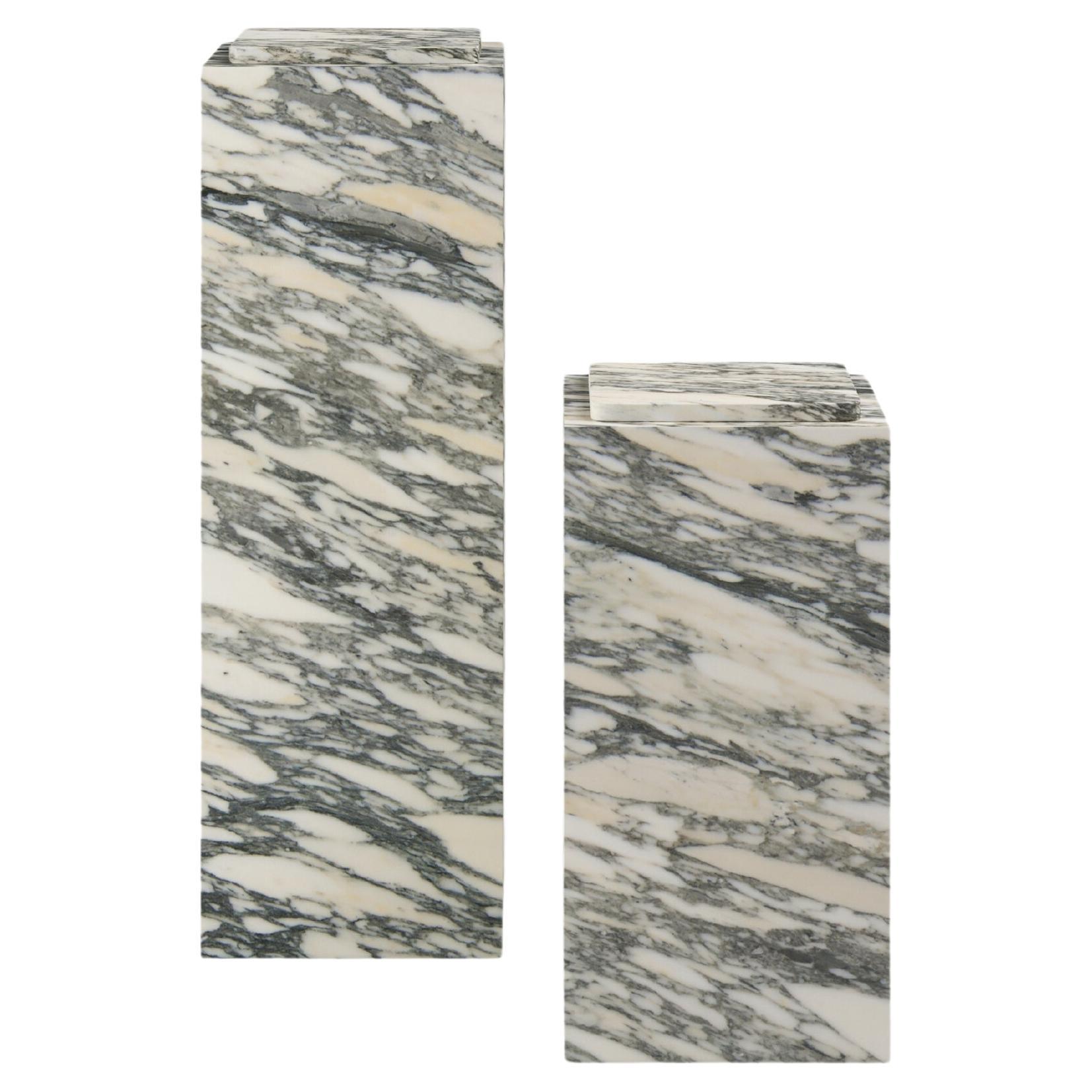 FORM (LA) Cubo-Sockel 12L x 12"W x 24H Arabescato Corchia-Marmor, Arabescato