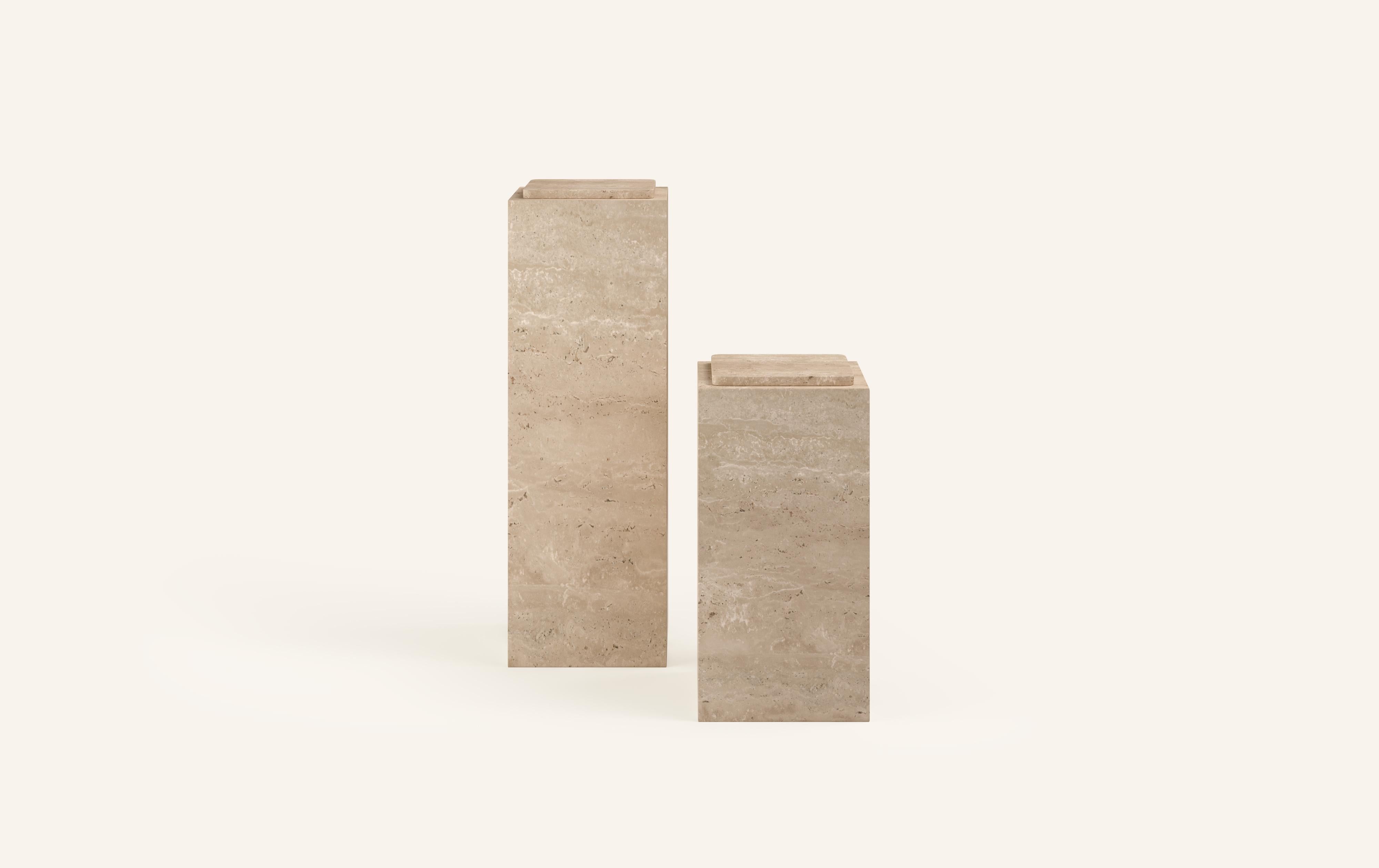 MONOLITHIC FORMS SOFTENED BY GENTLE EDGES. WITH ITS BOLD MARBLE PATTERNS CUBO IS AS VERSATILE AS IT IS STRIKING.

DIMENSIONS (PEDESTALS SOLD INDIVIDUALLY):
12”L x 12”W x 24”H: 
- 3/4