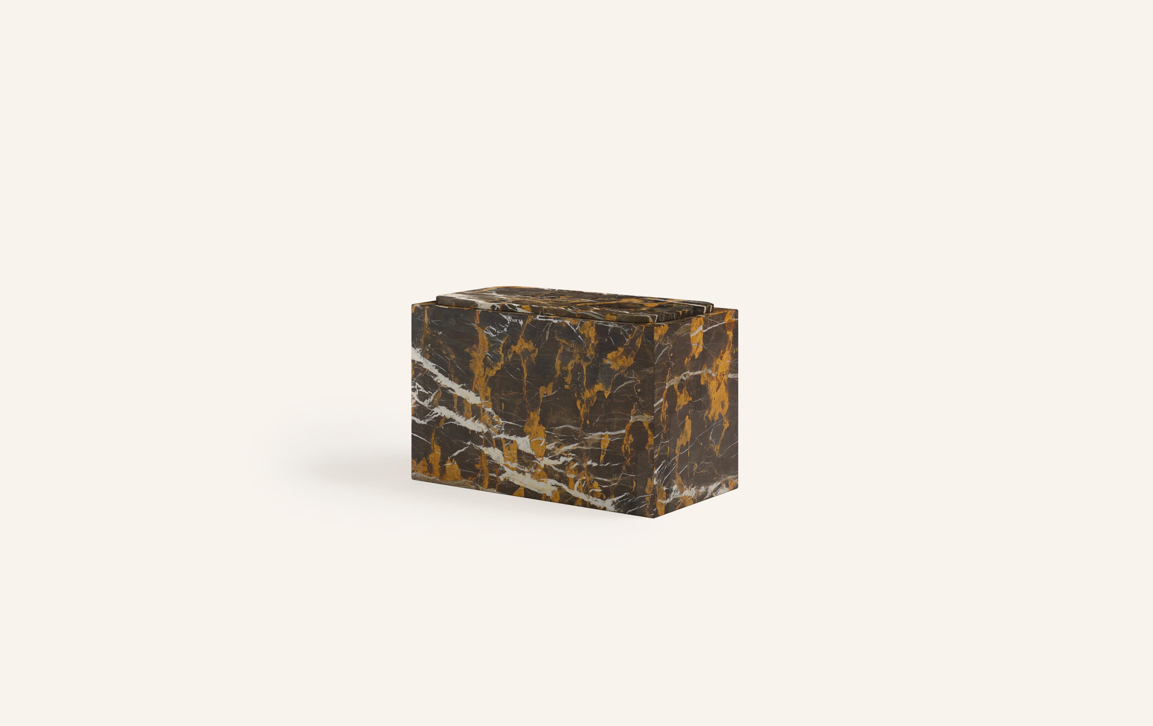 FORM(LA) Mesa auxiliar rectangular Cubo 30 
