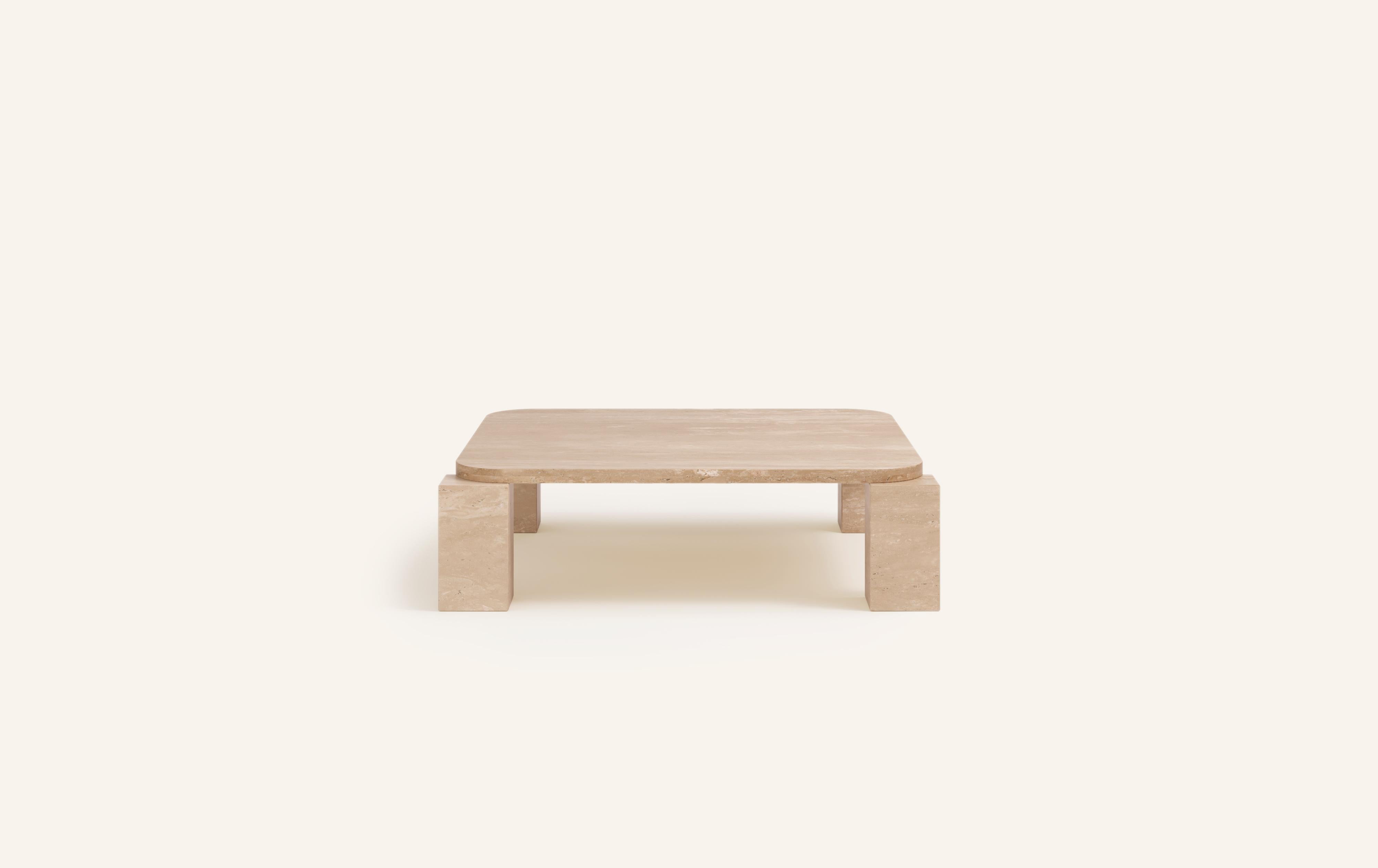 DES FORMES MONOLITHIQUES ADOUCIES PAR DES ARÊTES DOUCES. AVEC SES MOTIFS DE MARBRE AUDACIEUX, CUBO EST AUSSI POLYVALENT QU'IL EST FRAPPANT.

DIMENSIONS :
62 