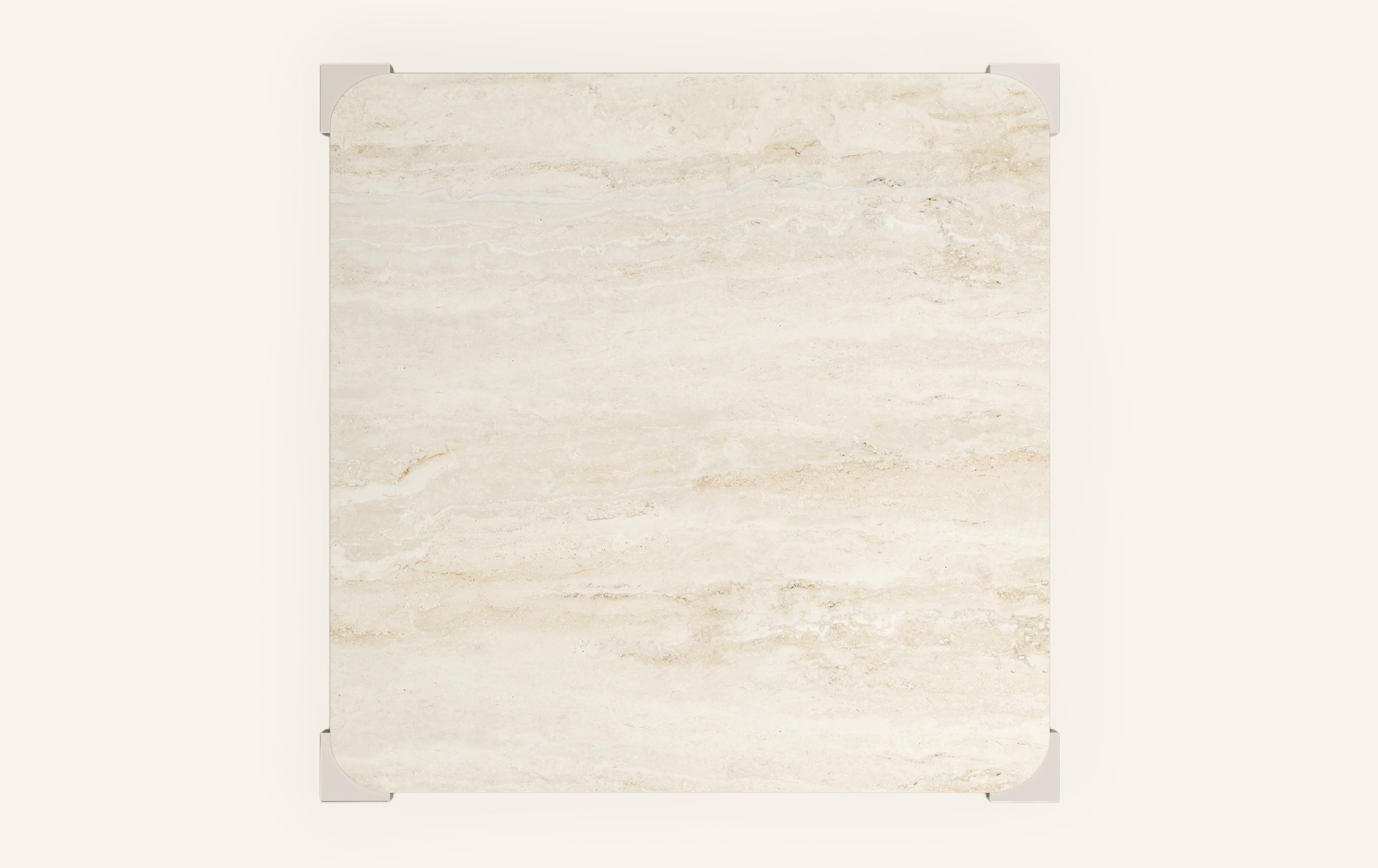 Américain FORM(LA) Cubo Table de salle à manger carrée 74L x 74L x 30H Travertino Navona & Chrome en vente