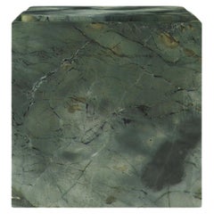 FORM(LA) Cubo Tavolino quadrato 22 "L x 22 "L x 22 "H Marmo Verde Edimburgo