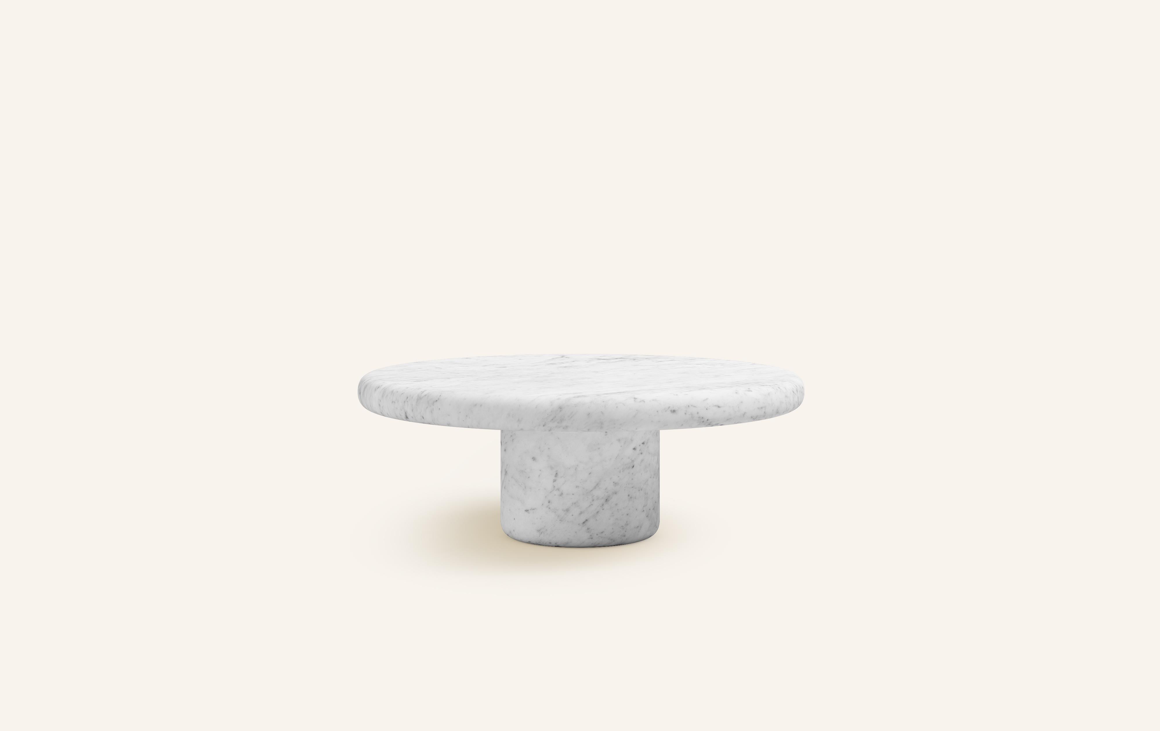 ‘LUNA’ IS A REIMAGINED ITERATION OF OUR ORIGINAL ‘MOON’ COLLECTION. WITH MORE PRONOUNCED PROPORTIONS LUNA INVITES A GENTLE CURVE TO THE BASE DESIGN AND POWERFUL BULLNOSE EDGE DETAILING.

DIMENSIONS:
48”L x 48”W x 15”H: 
- 3