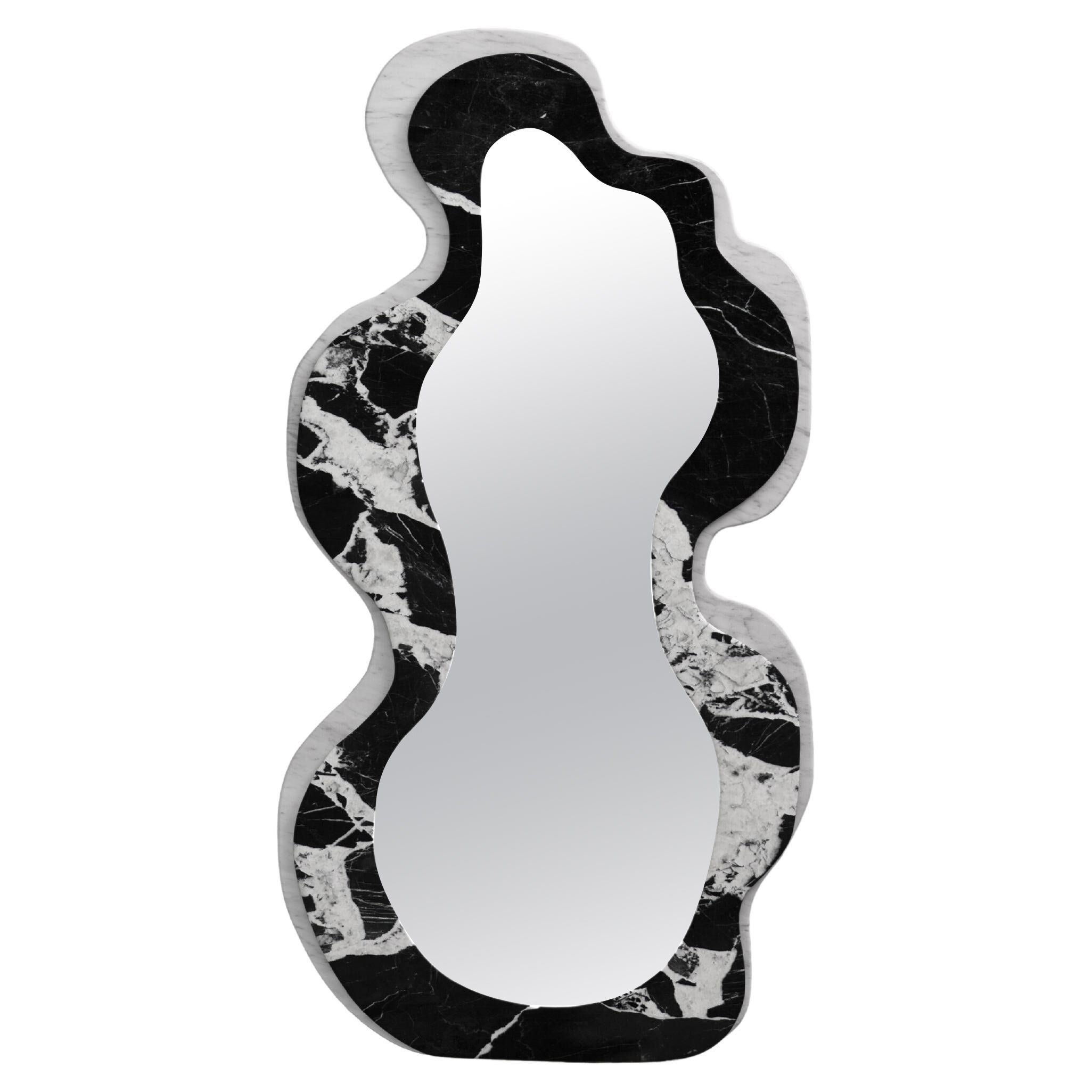 FORM(LA) Specchio da terra Onda 78 "H. x 42 "L. x 1,5 "P. Nero Antique & Marmo di Carrara