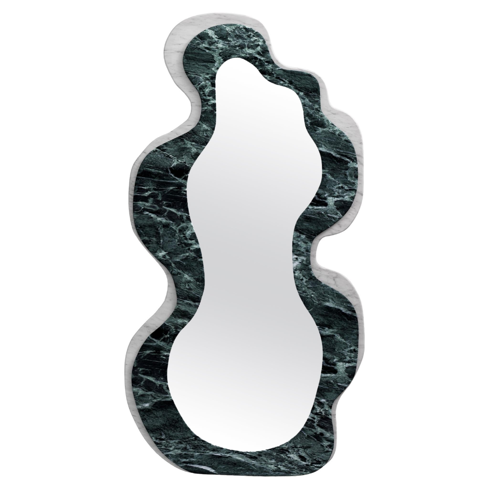 FORM (LA) Onda Stehspiegel 78H x 42W x 1,5D Verde Alpi & Carrara Marmor