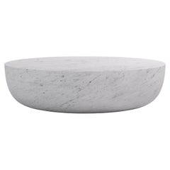 FORM(LA) Sfera Ovaler Couchtisch 72L x 48W x 16H Carrara Bianco-Marmor, FORM(LA)