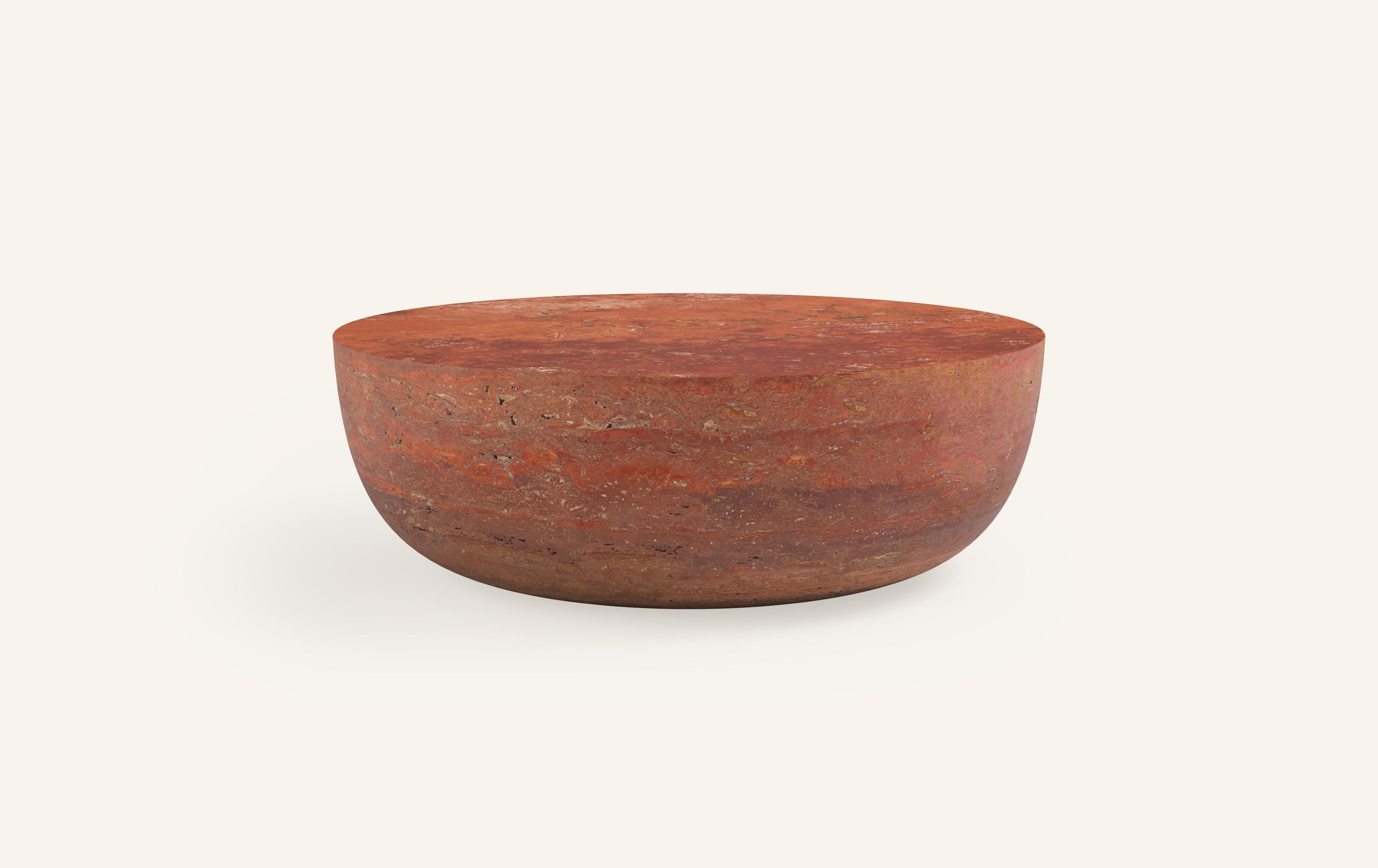 A SLICE OF A ’SPHERE’ OR 'SFERA' IN ITALIAN BALANCES A FLAT SURFACE ATOP AND ROBUST MONOLITH FORM. WITH A BASE SOFTENED BY A CURVED PROFILE, SFERA IS SOFT AND EARTHY IN ITS AVAILABLE STONE SELECTIONS.

DIMENSIONS: 
54”L x 54”W x 16”H: 
- SOLID