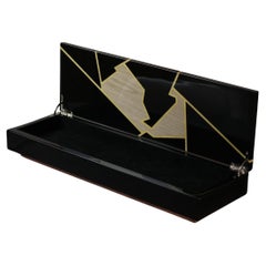 Boîte à bijoux inspirée du parcours de Formule 1 avec marqueterie