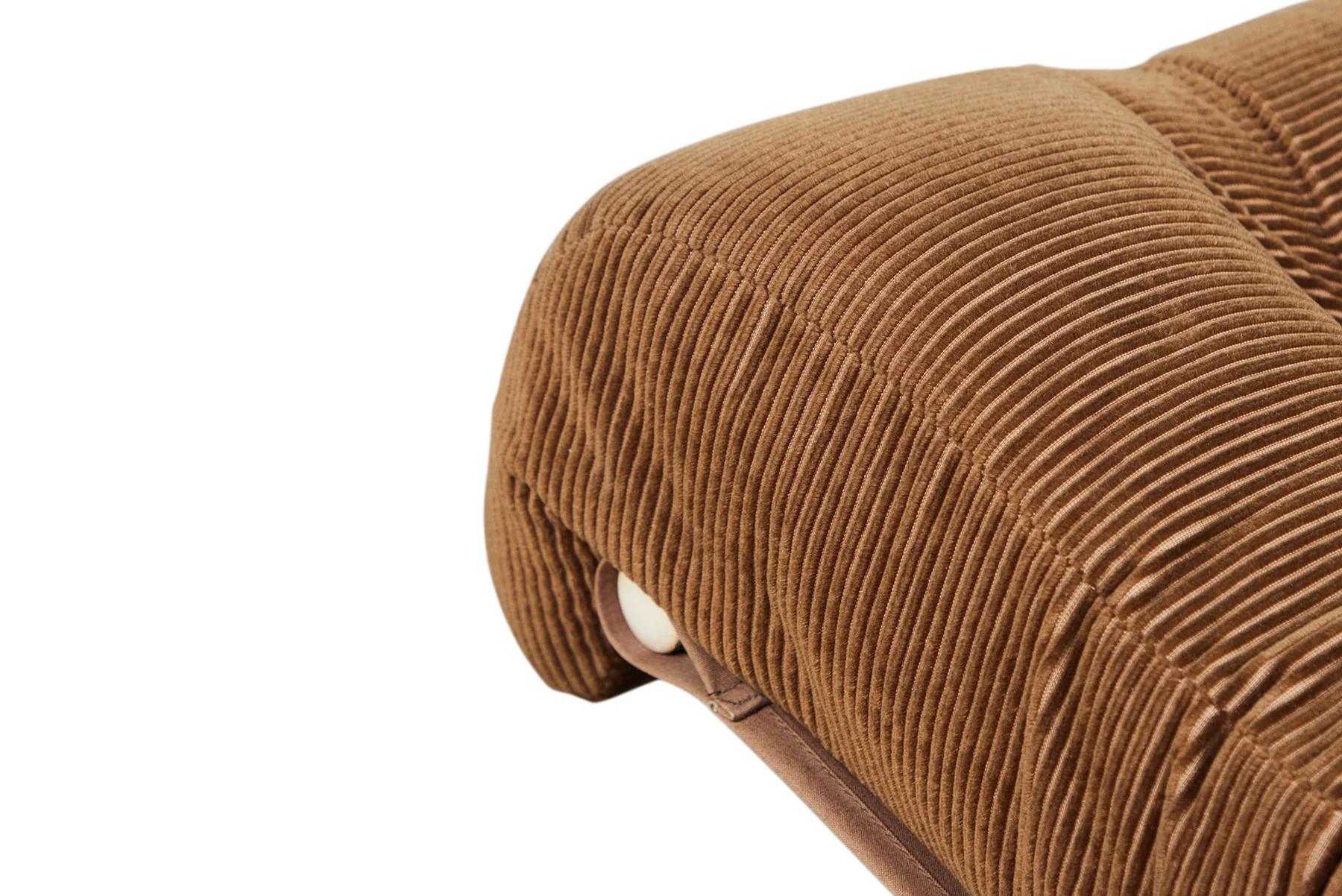 sillón y otomana 