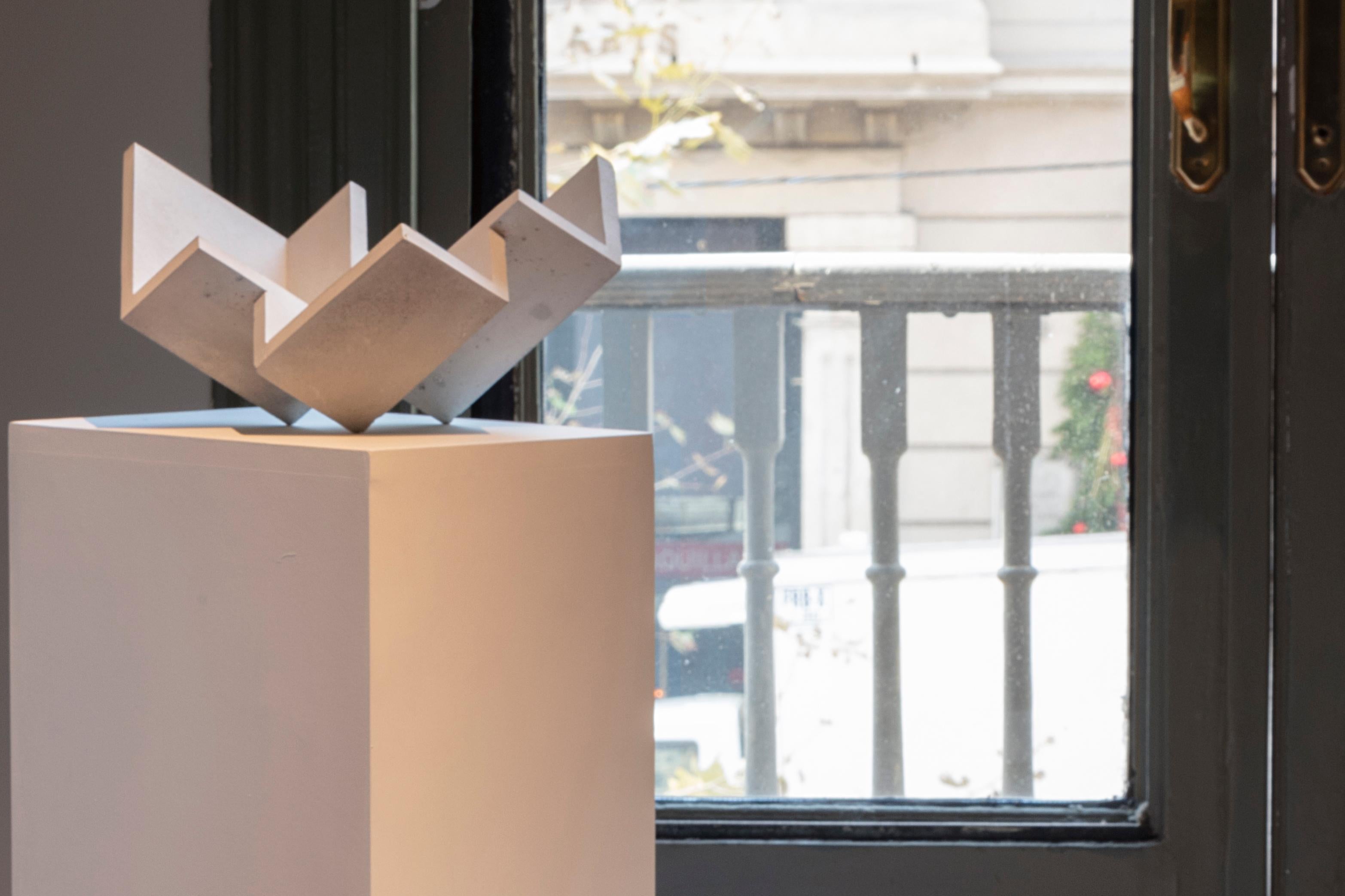 Spanish Formworks 1 – Brutalist White Concrete Sculpture, Handcrafted by Manolo Menéndez For Sale