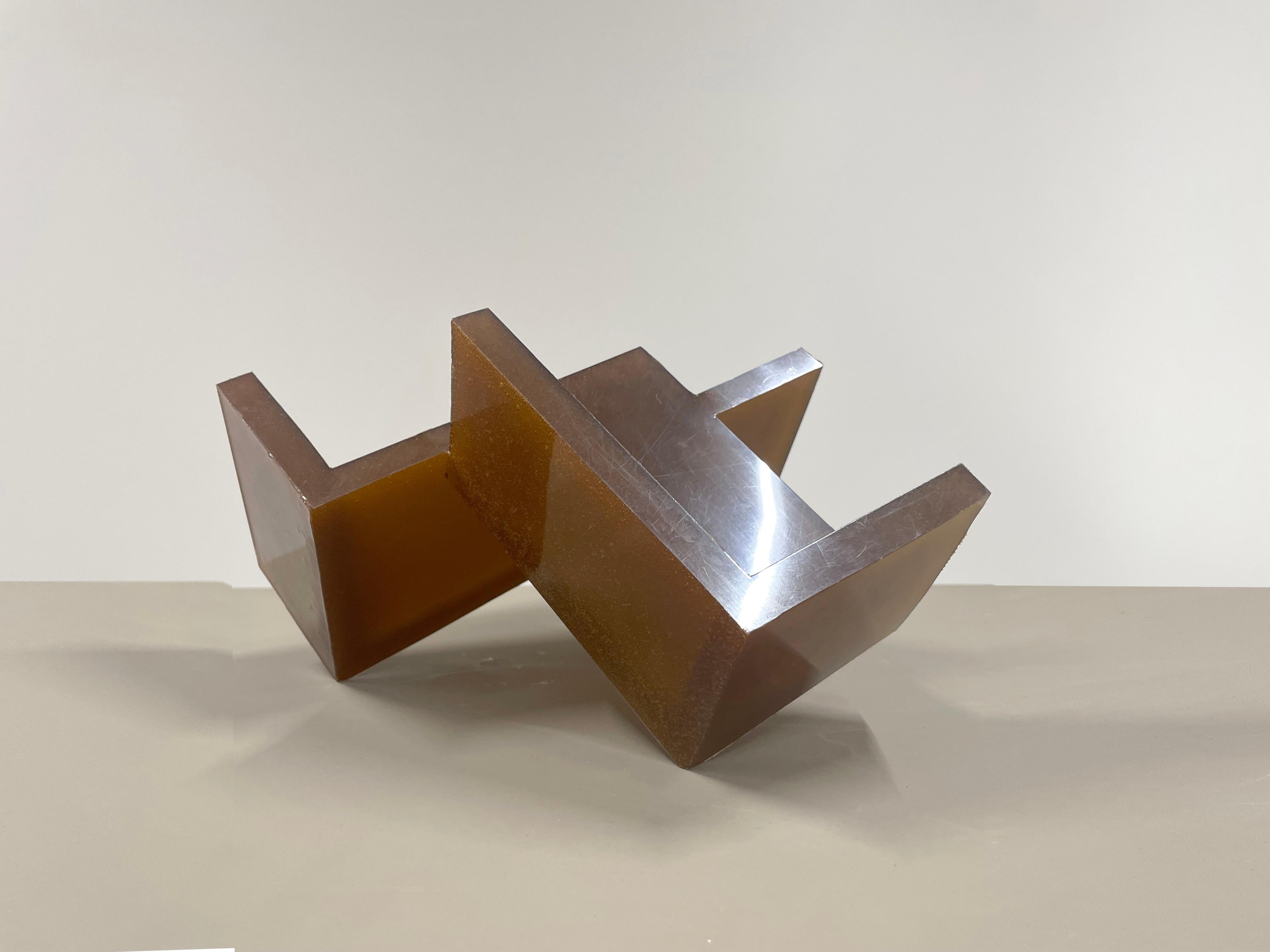 Formworks 4. Gummi-Harz-Skulptur Contemporary Handarbeit von Manolo Menéndez im Angebot 1