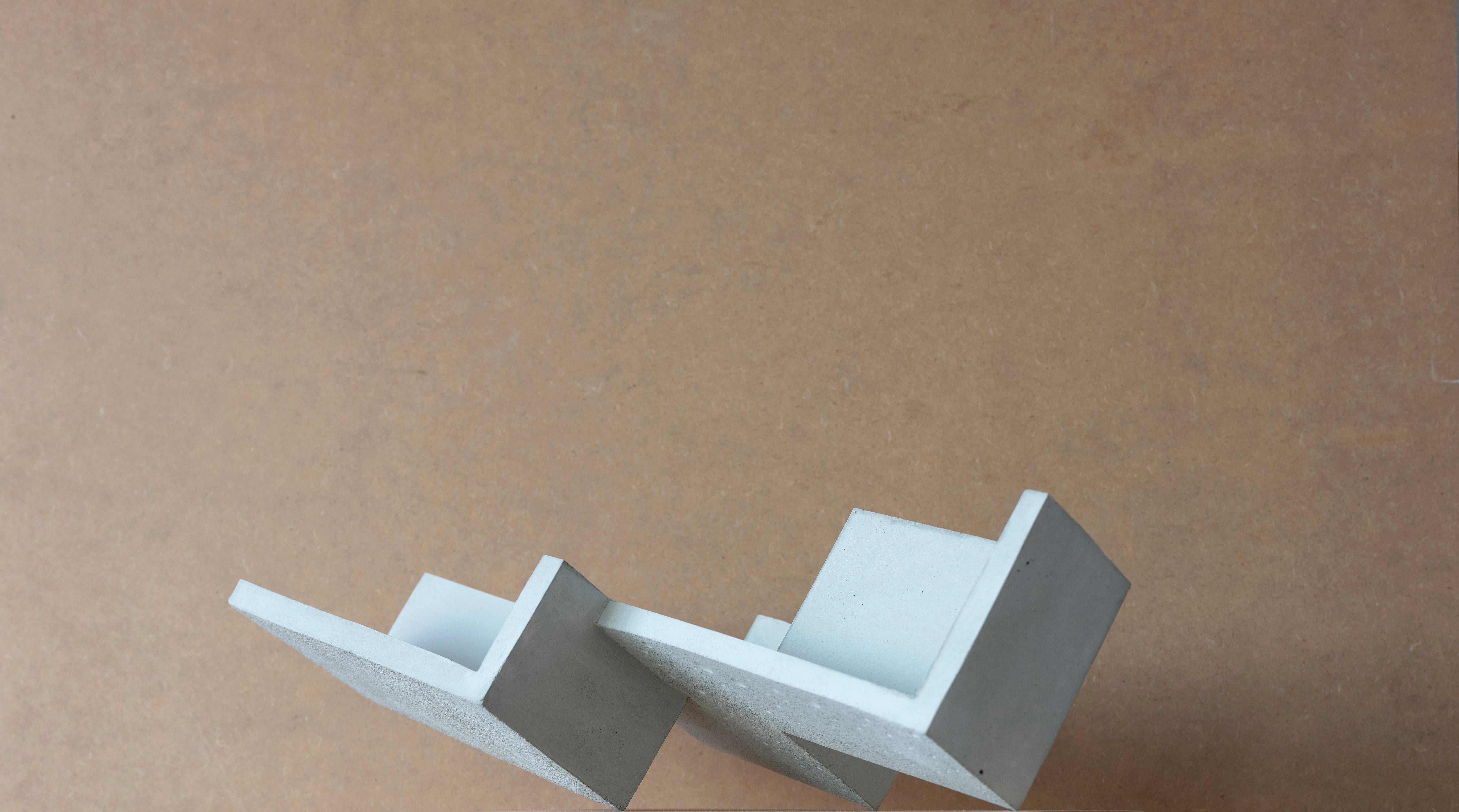 Formworks 6 – Brutalist White Concrete Sculpture, Handcrafted by Manolo Menéndez For Sale 2