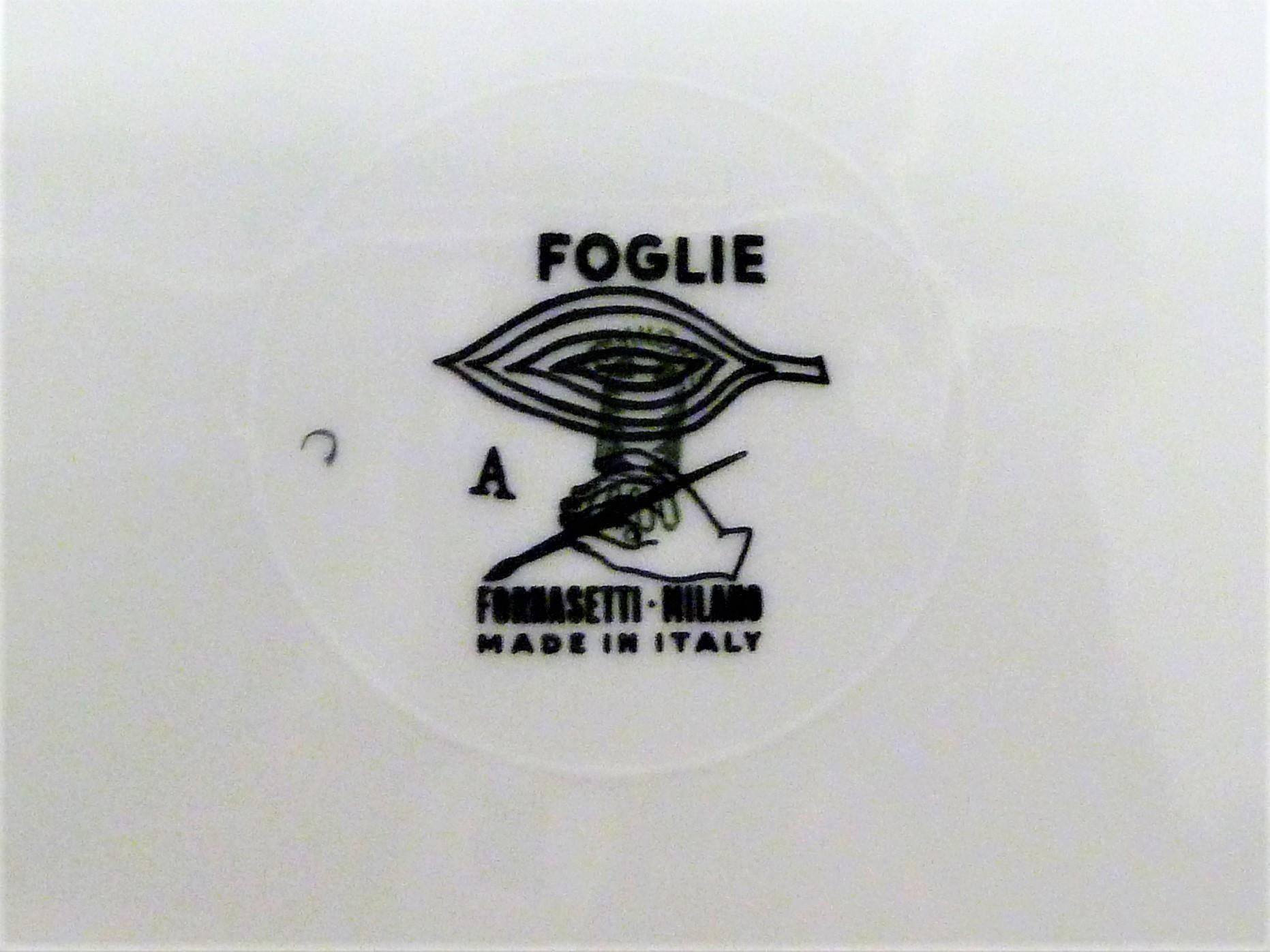 Fornasetti 3 Mid-Century Modern Black and White Foglie Plates Milan, Italy 1950s 10