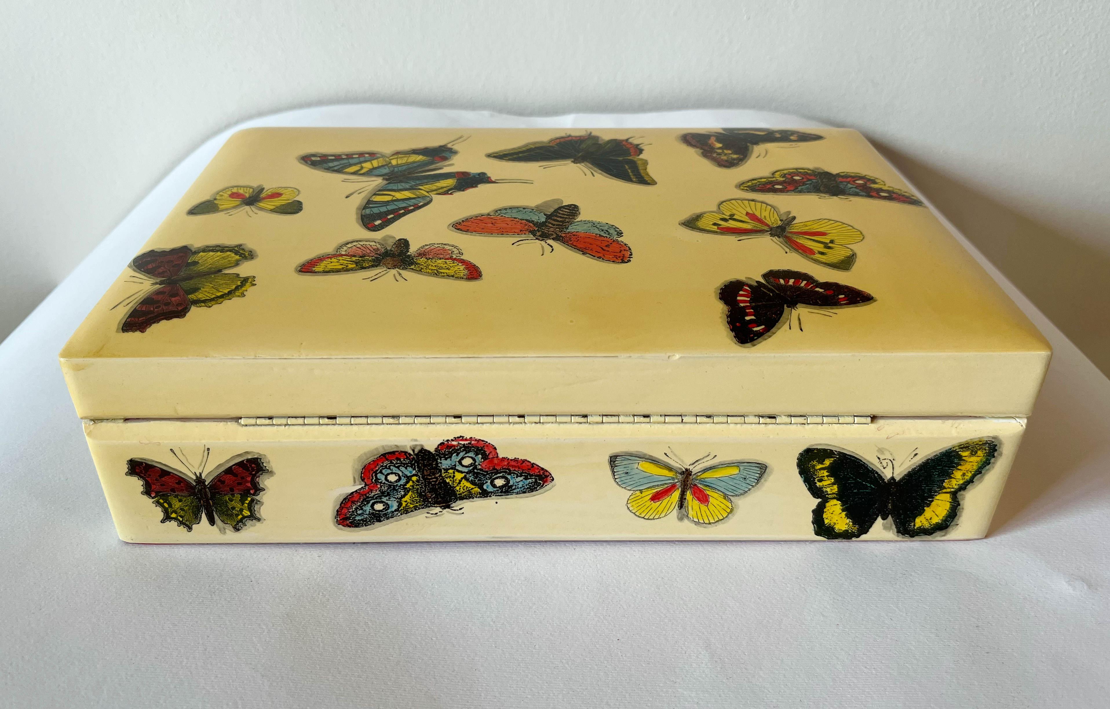 20ième siècle FORNASETTI Boîte à bijoux papillon en vente